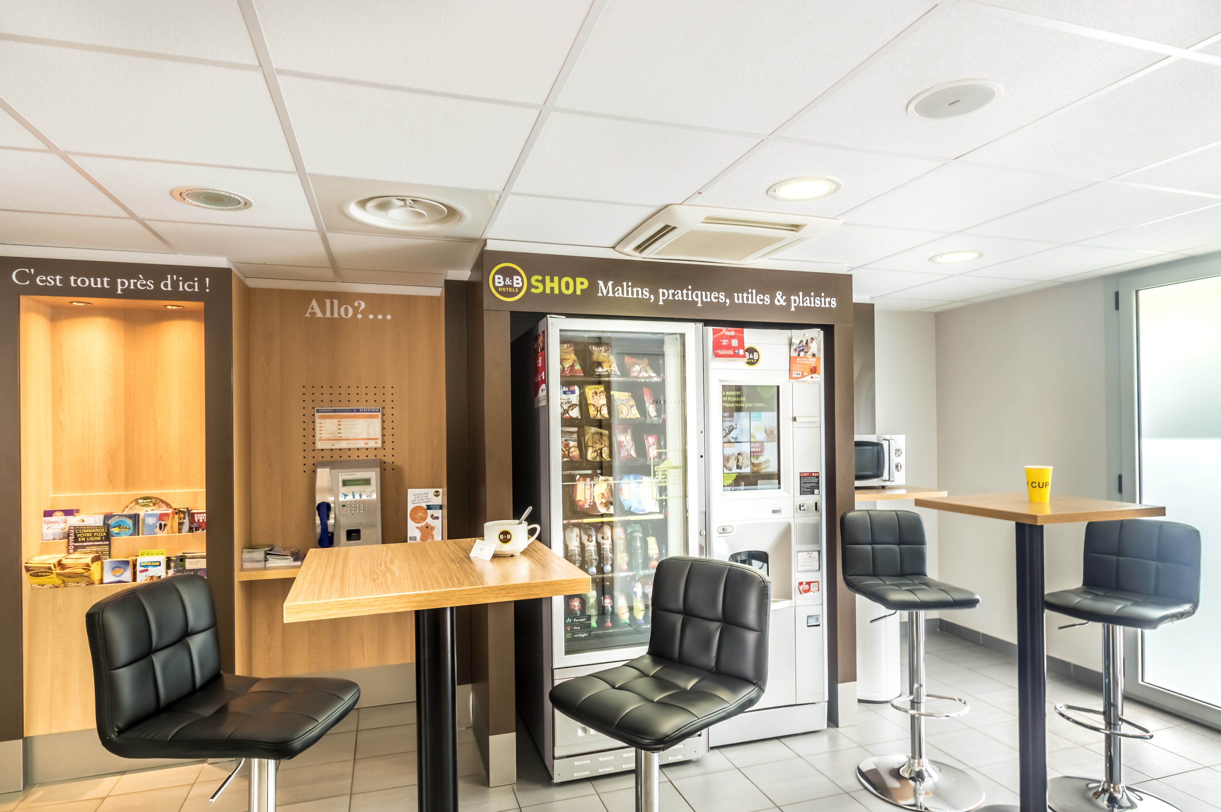 هتل Hotel B&B Cannes Ouest La Bocca کن