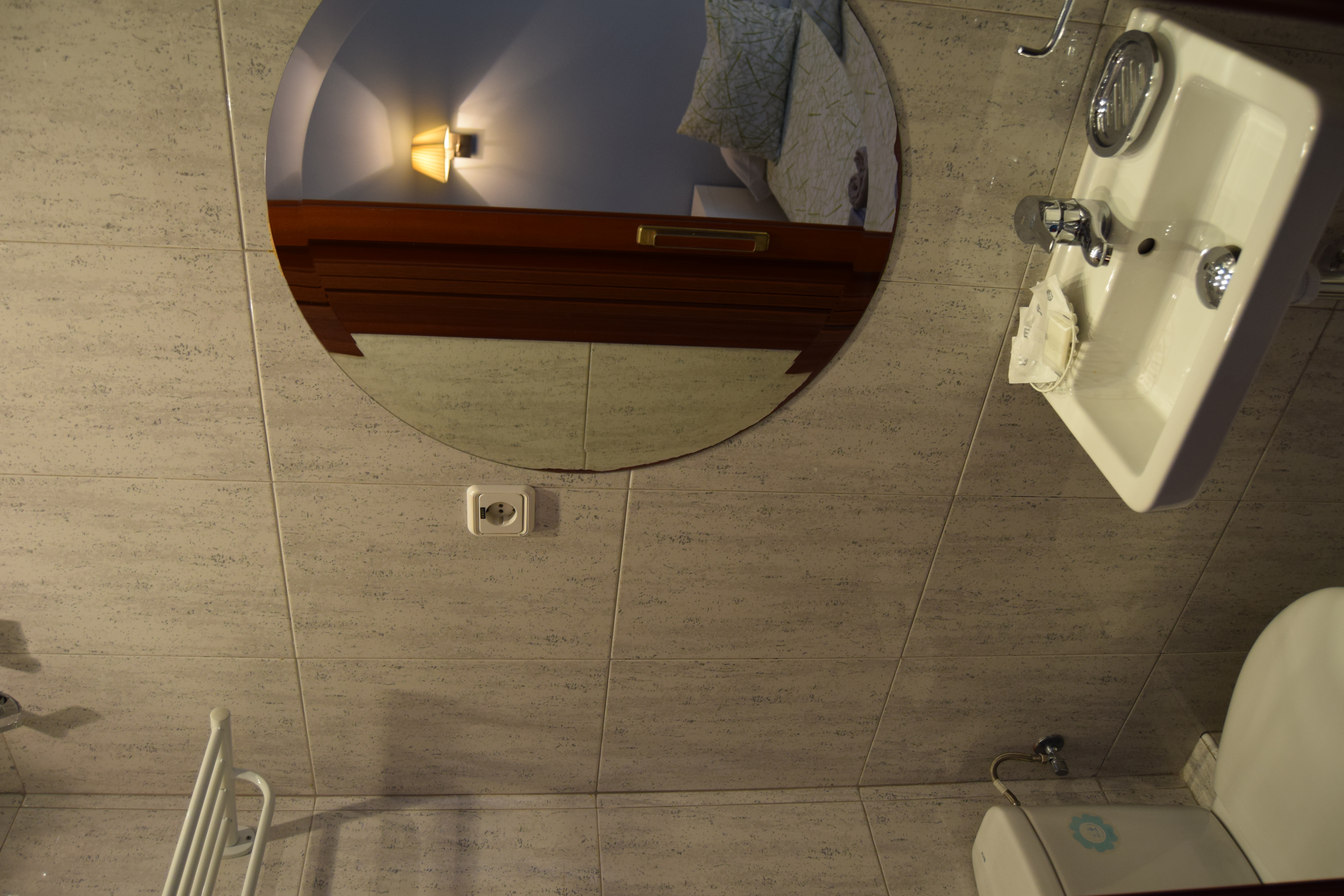 هتل Hostal Rofer مادرید