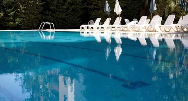 هتل The Cosmopolitan Hotel بیروت