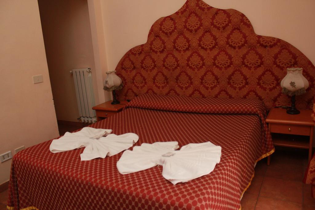 هتل Hotel Il Papavero رم