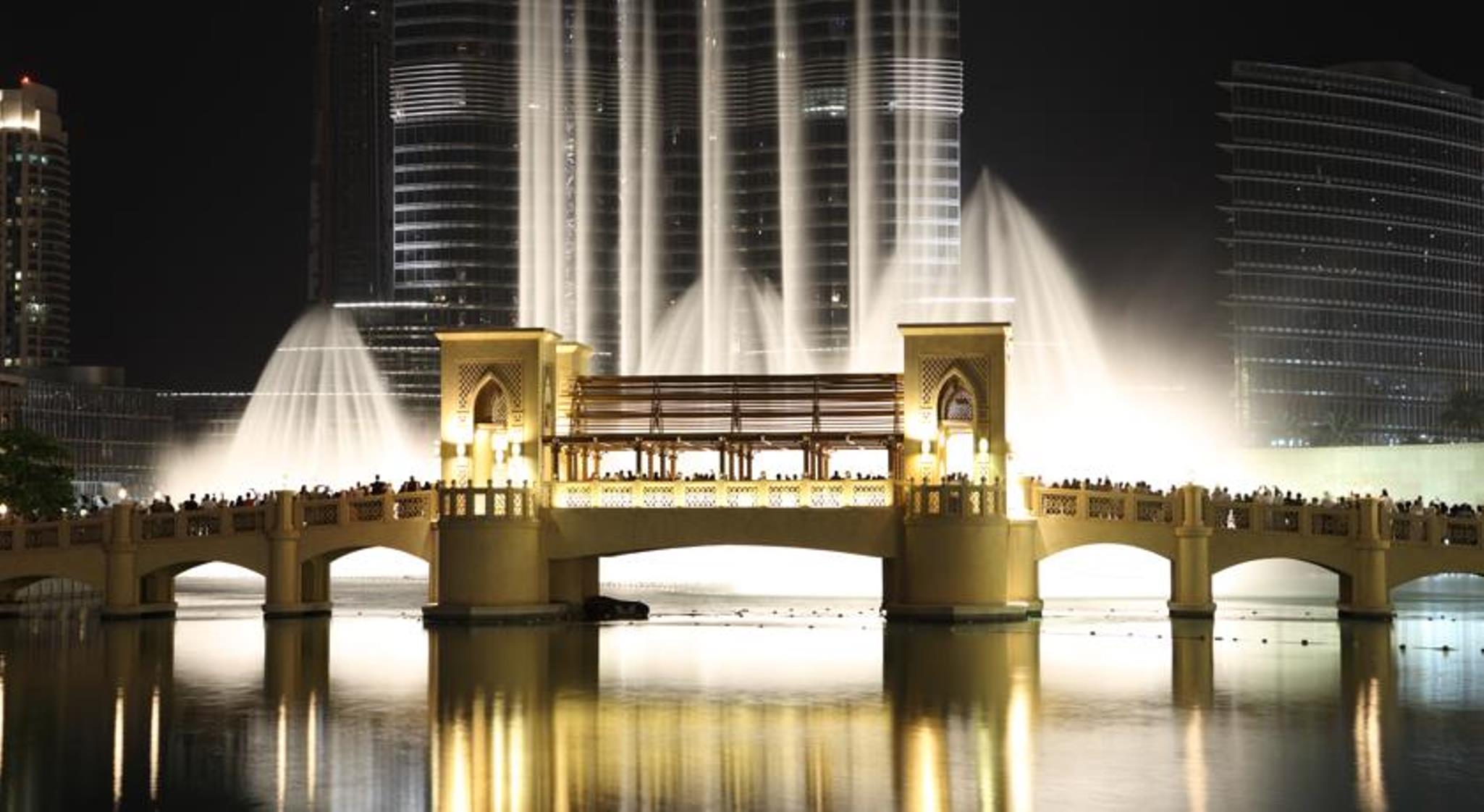 هتل The Ritz-Carlton Dubai International Financial Centre Executive Residences دبی