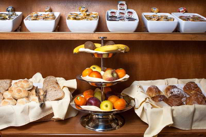 هتل Hotel Camelia رم