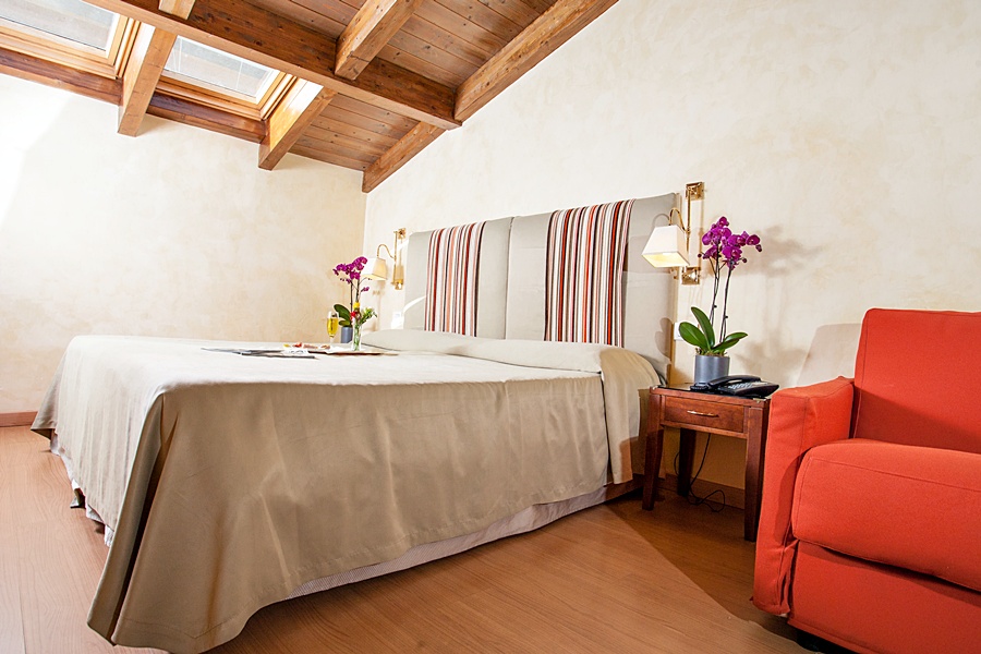 Alibaba https://cdn.alibaba.ir/ostorage/hotel/images/5BFC7D85/A53B38B1B753881C5994F8A5E22B032B.jpg