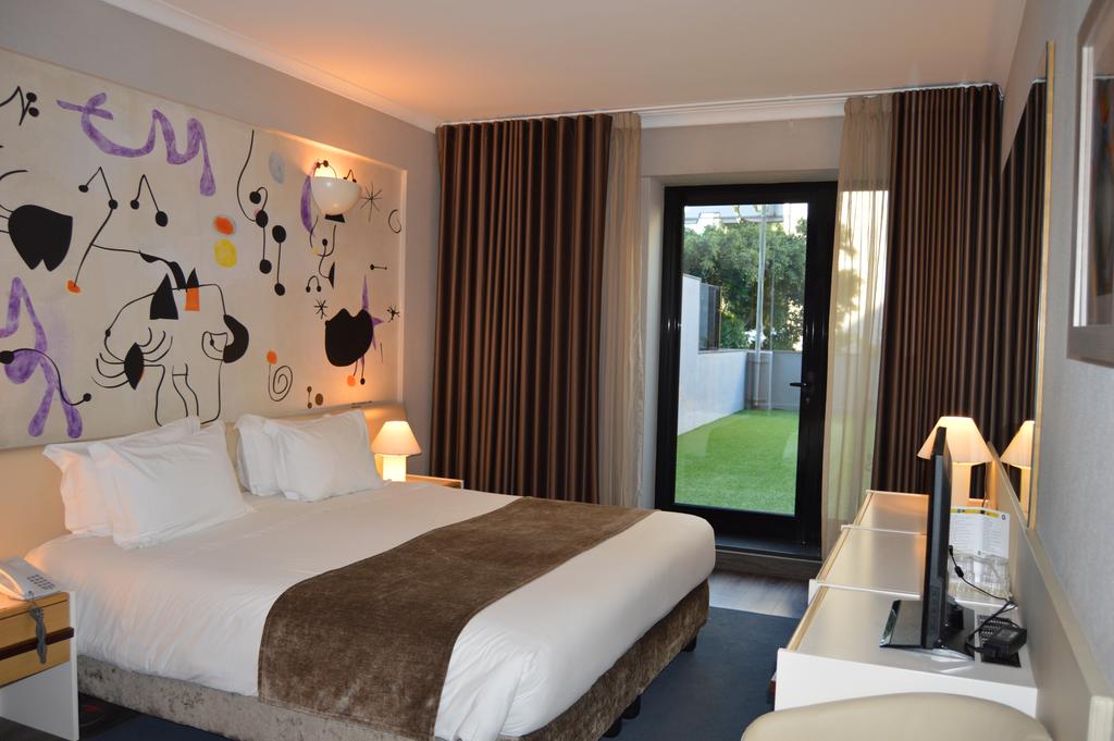 هتل Hotel 3K Barcelona لیسبون