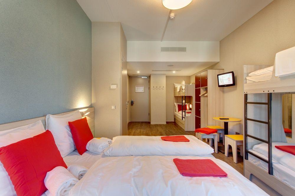 هتل Meininger Hotel Amsterdam City West آمستردام