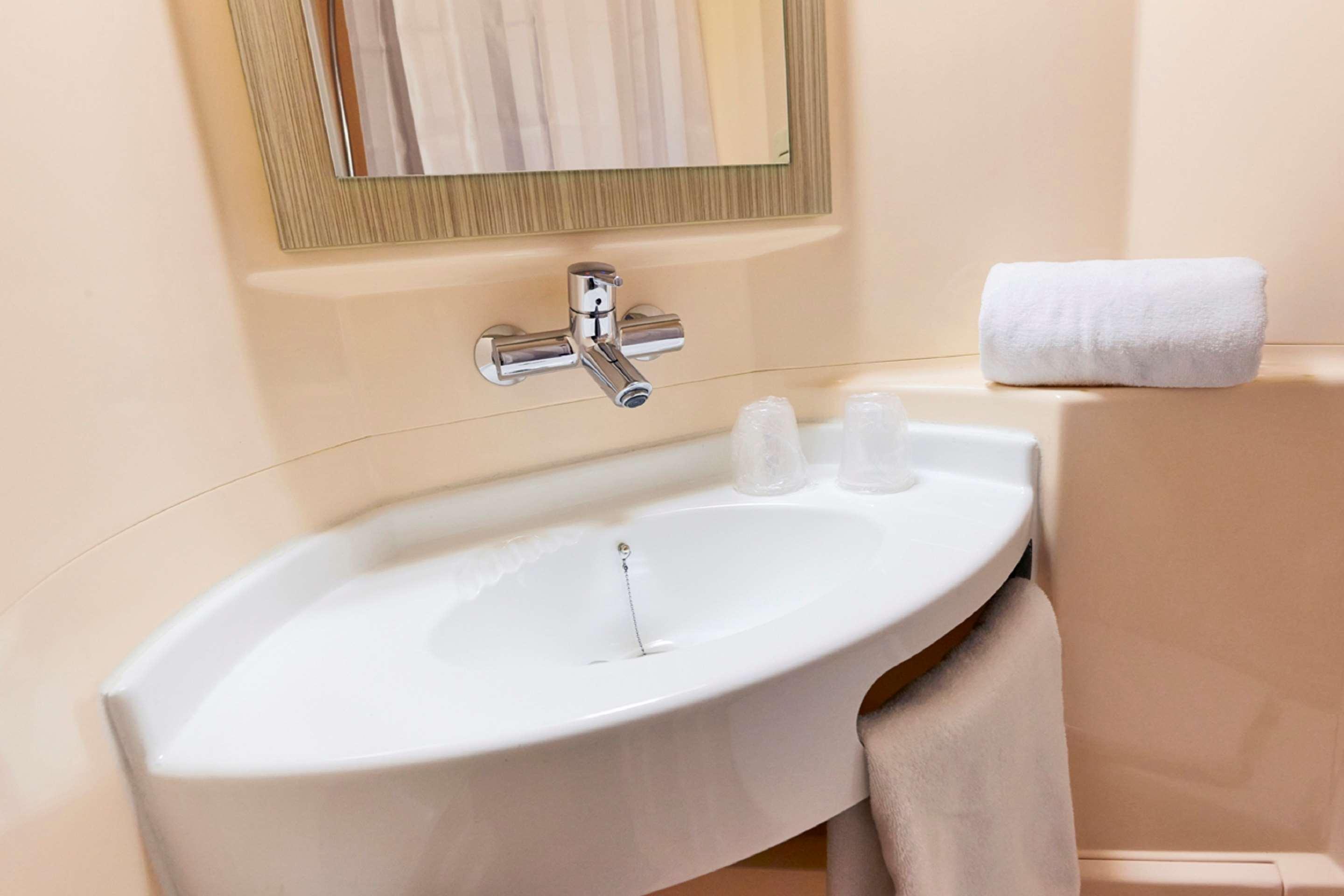 هتل Premiere Classe MLV Saint Thibault Des Vignes Saint-Thibault-des-Vignes