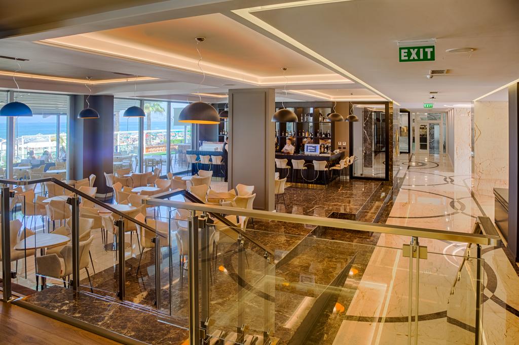 هتل Premium Hotel Beach Durrës