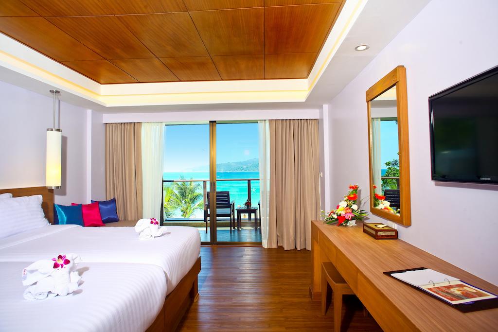 هتل Beyond Resort Karon Karon