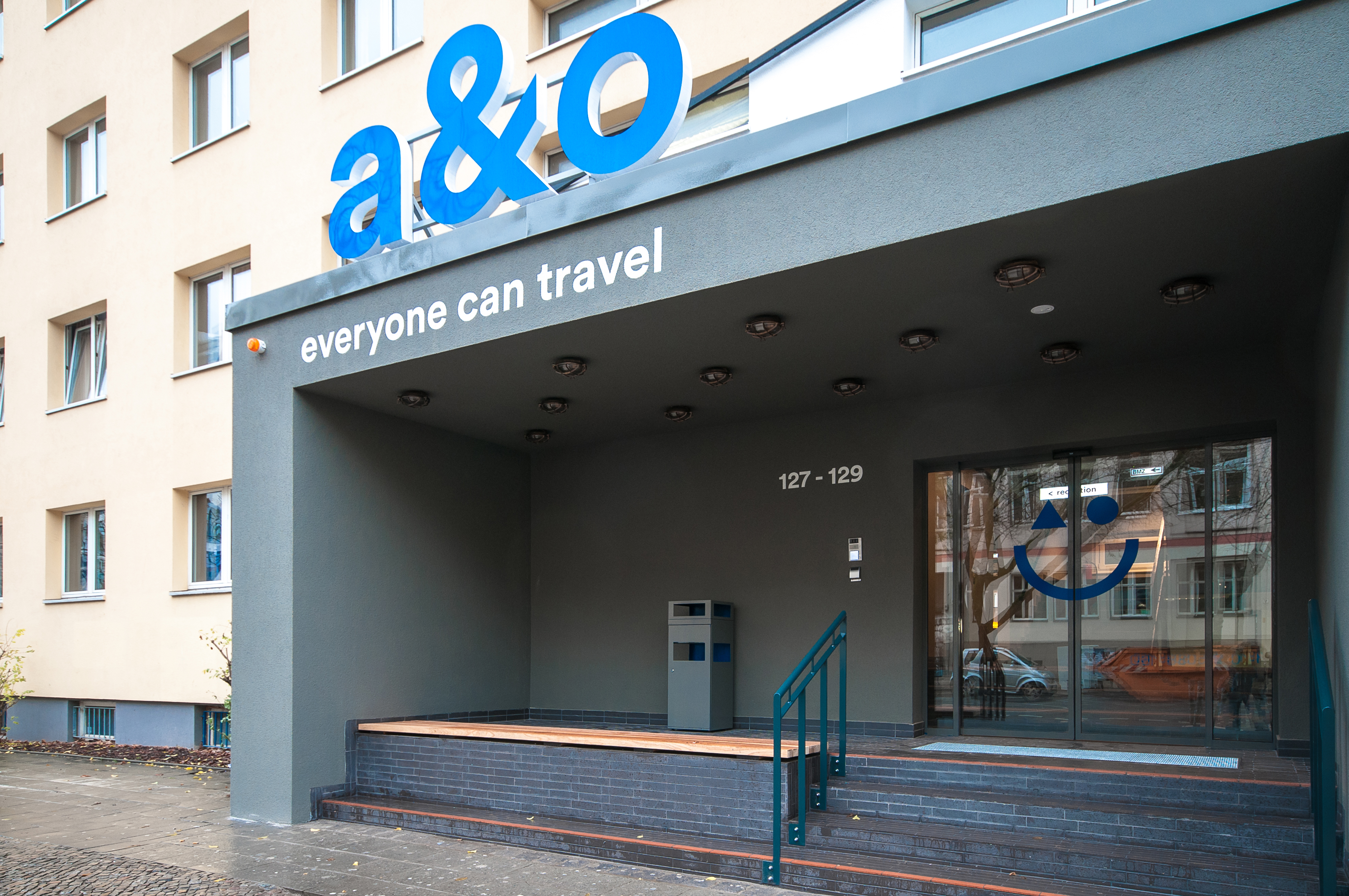 Alibaba https://cdn.alibaba.ir/ostorage/hotel/images/5EFF504D/2E3AD7801B7B8177A0C847C8F5BC1554.jpg