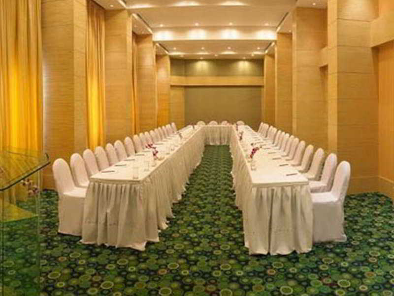 هتل Royal Orchid Central Bangalore