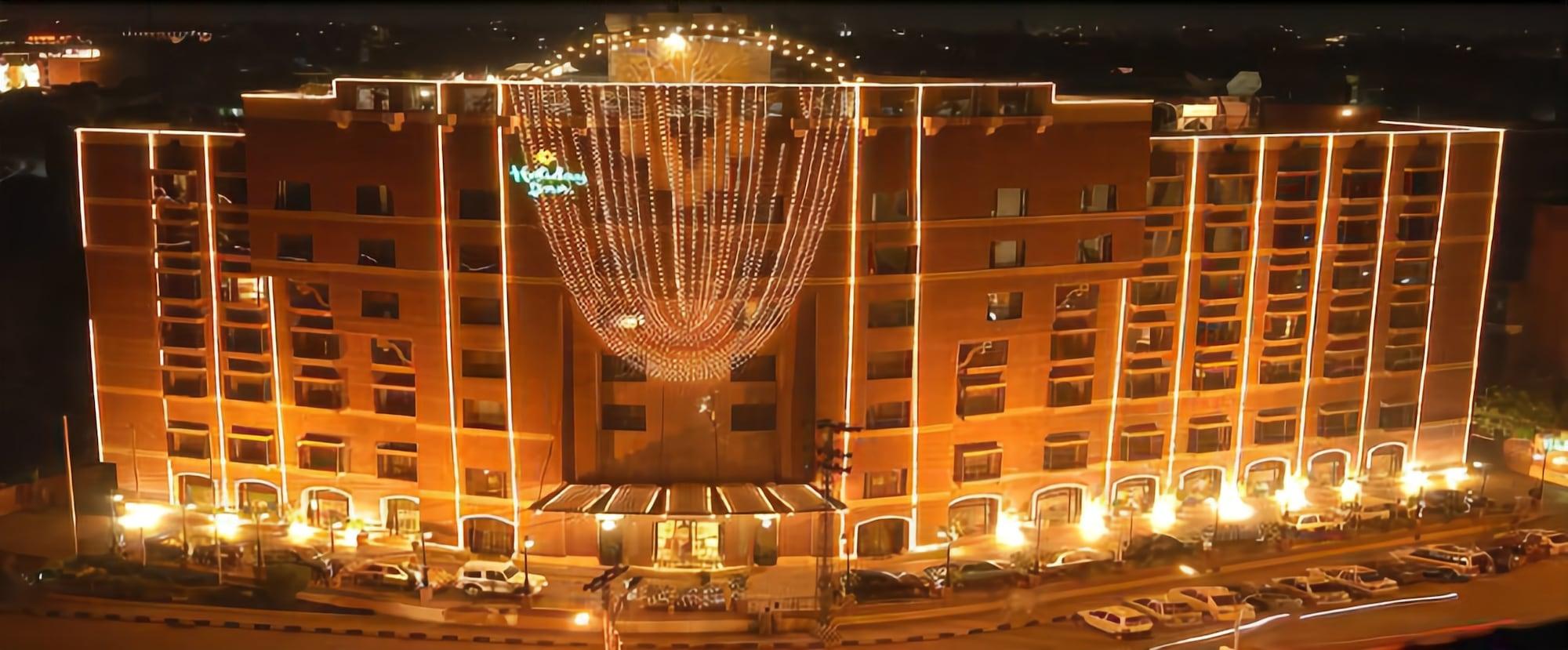 Alibaba https://cdn.alibaba.ir/ostorage/hotel/images/5FD95EE4/B48DDD8F61CB353ADB81AD05661DD883.jpg