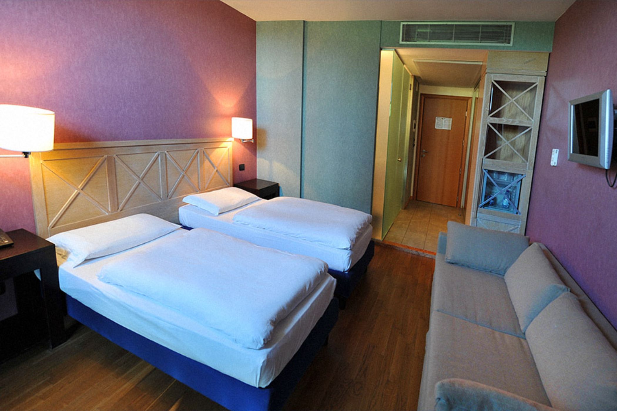 تصاویر Hotel Hotel Antares