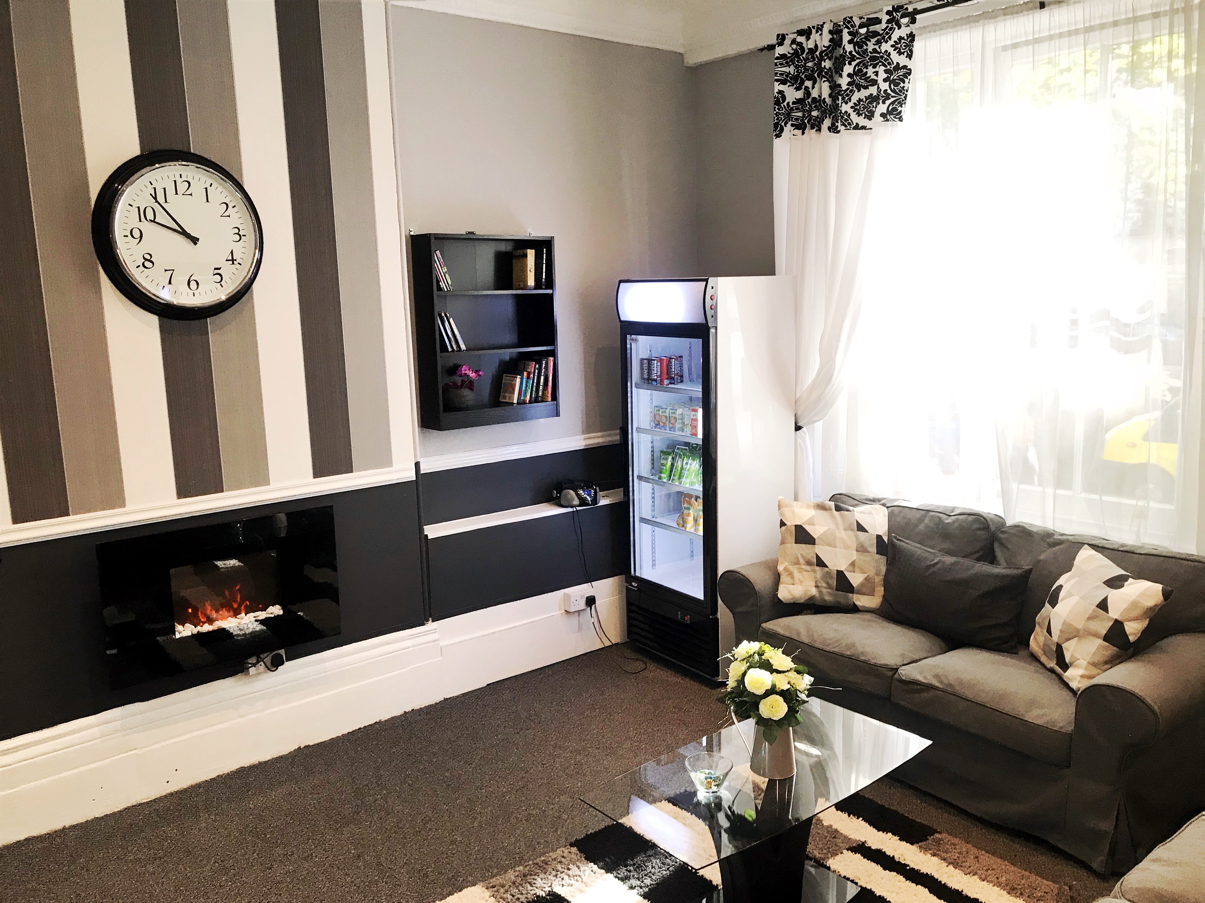 Alibaba https://cdn.alibaba.ir/ostorage/hotel/images/5FFA095/EB495672BB82C0C20187AC4466C31E93.JPG