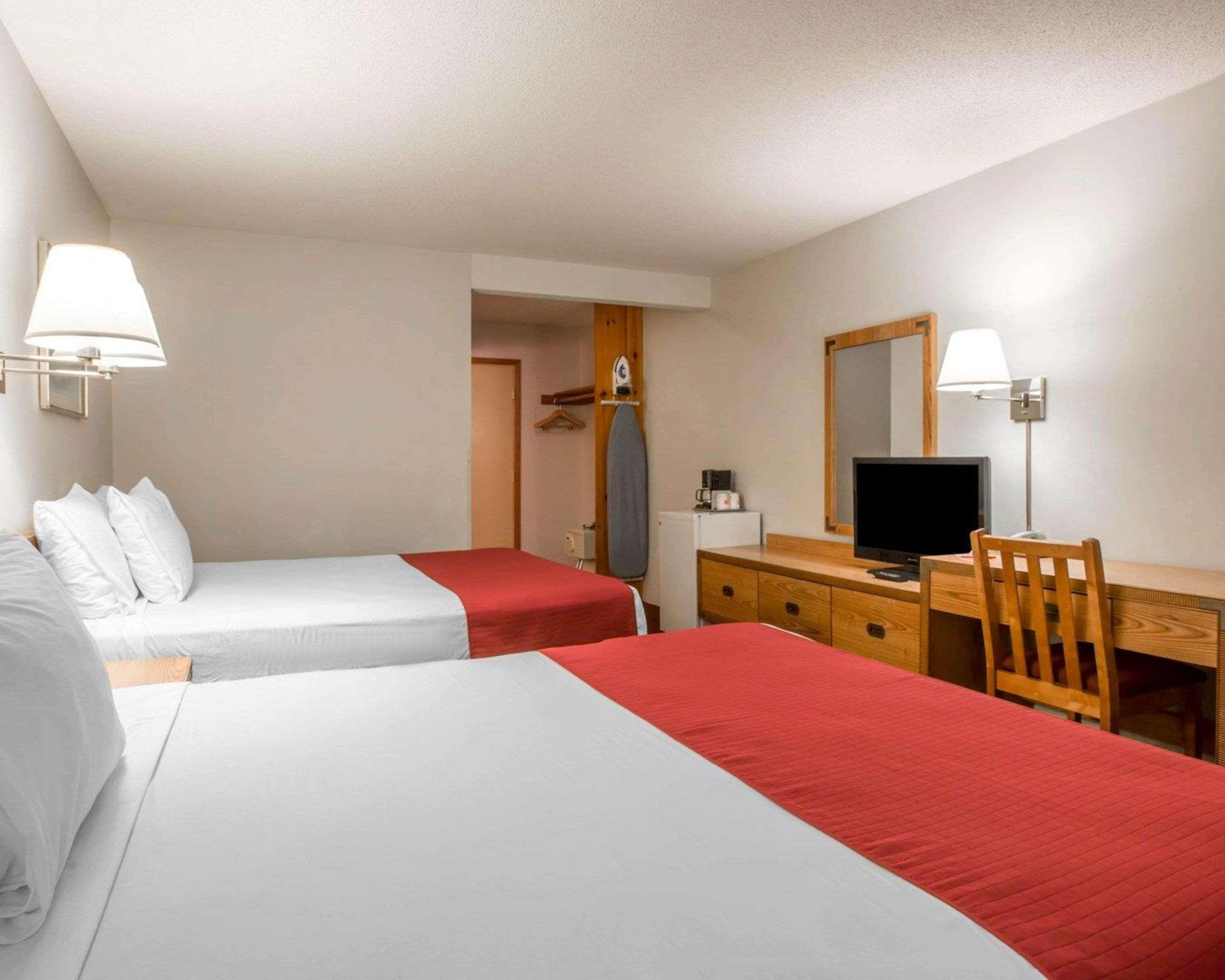 Hotel Rodeway Inn