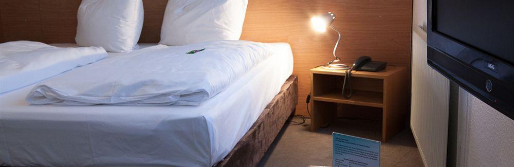 Alibaba https://cdn.alibaba.ir/ostorage/hotel/images/605F35DE/6A9417330A98D45DE8F0DC647F315E48.jpg