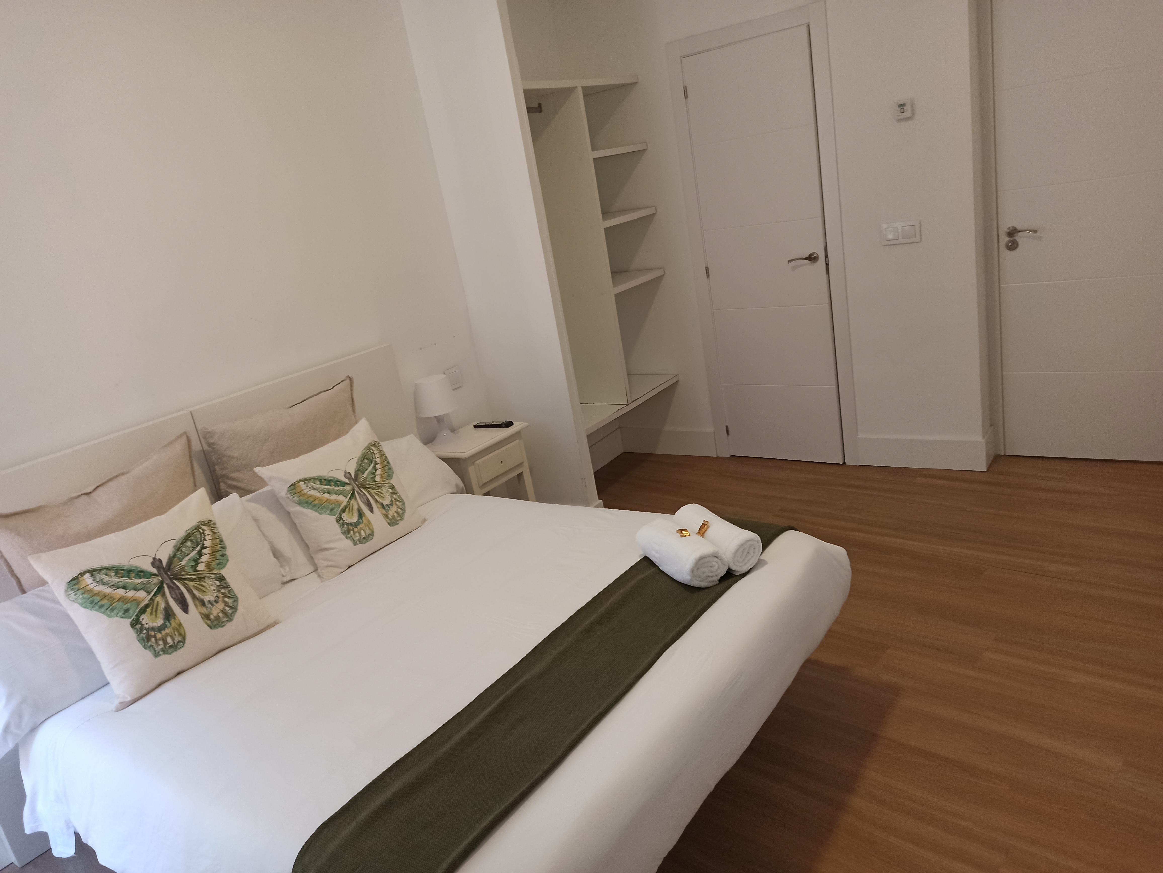 Alibaba https://cdn.alibaba.ir/ostorage/hotel/images/60F8634F/9DF94321E8C401CF76798658DAC637D2.jpg