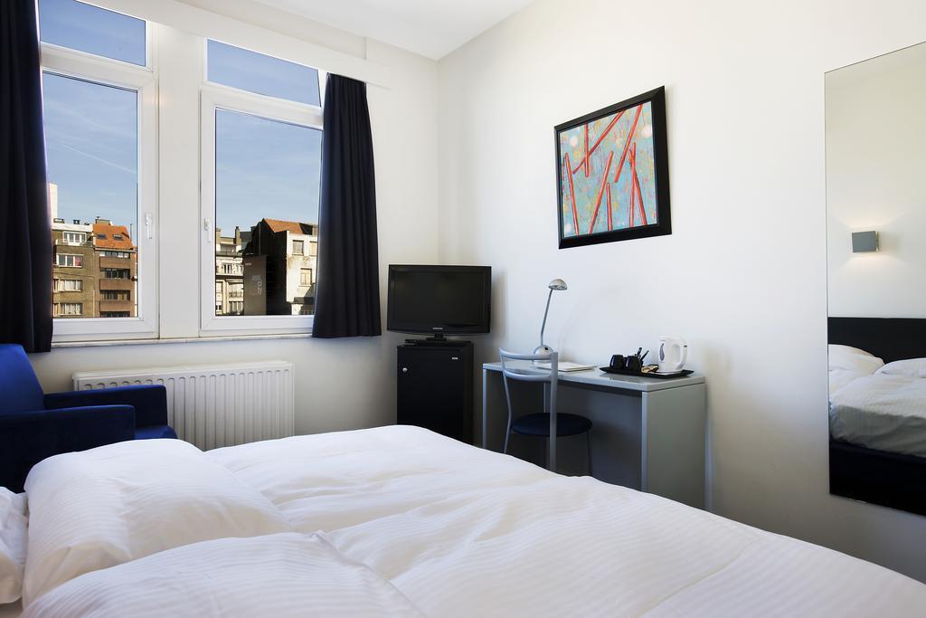 Alibaba https://cdn.alibaba.ir/ostorage/hotel/images/610A5683/931C1EED830281640D0E1C7B165BF7CC.jpg