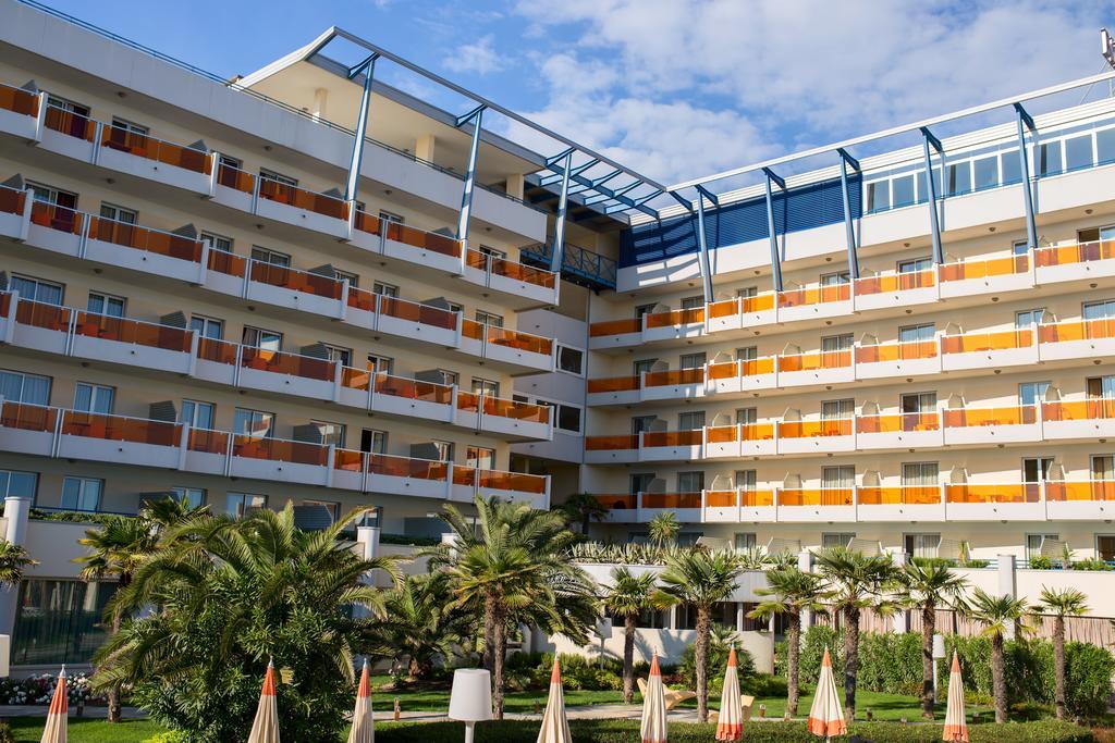Alibaba https://cdn.alibaba.ir/ostorage/hotel/images/6122C30F/B390DB3811E01A30ACCCCAE704BB74E9.jpg