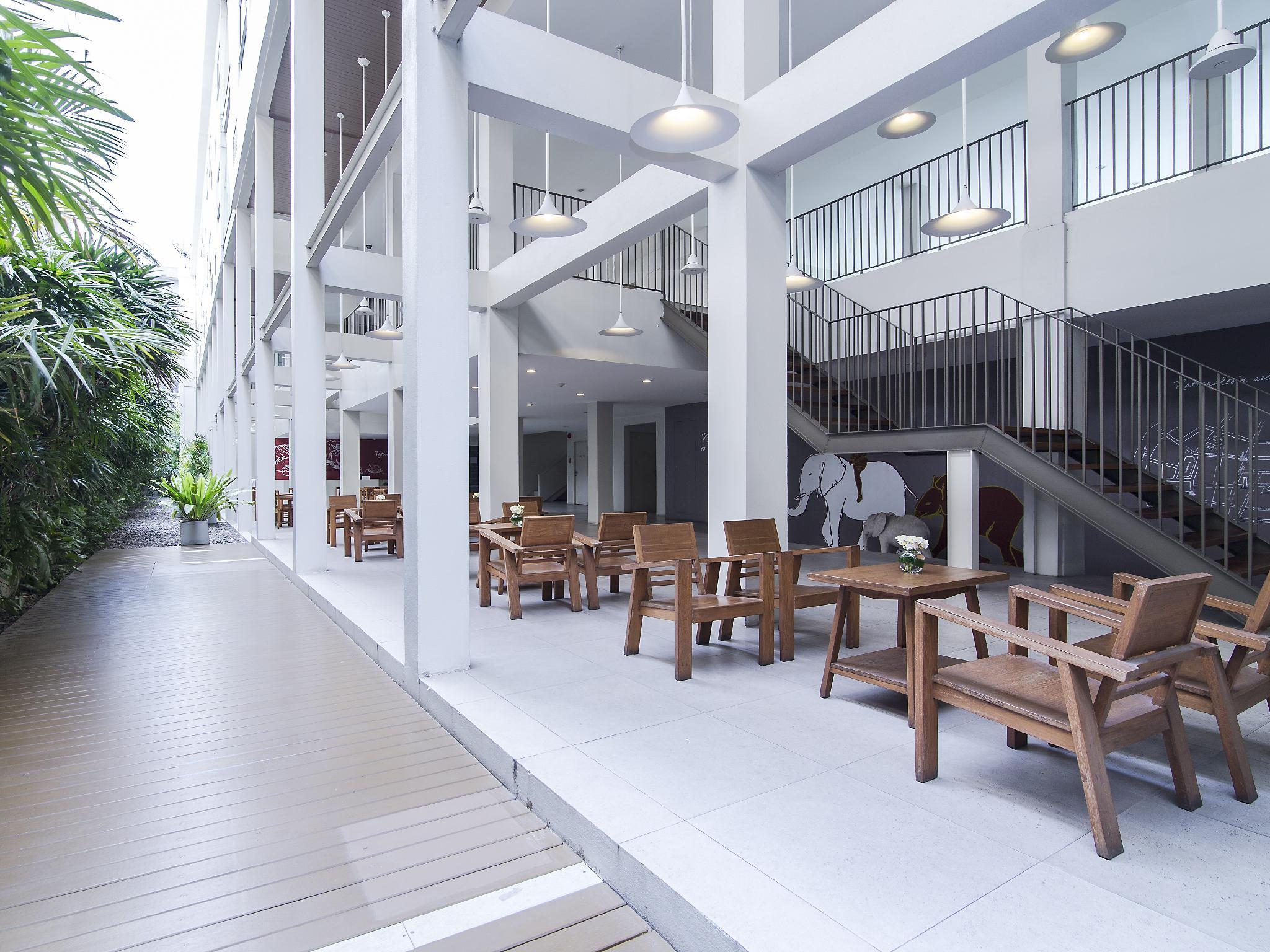 هتل Chern Hostel بانگکوک