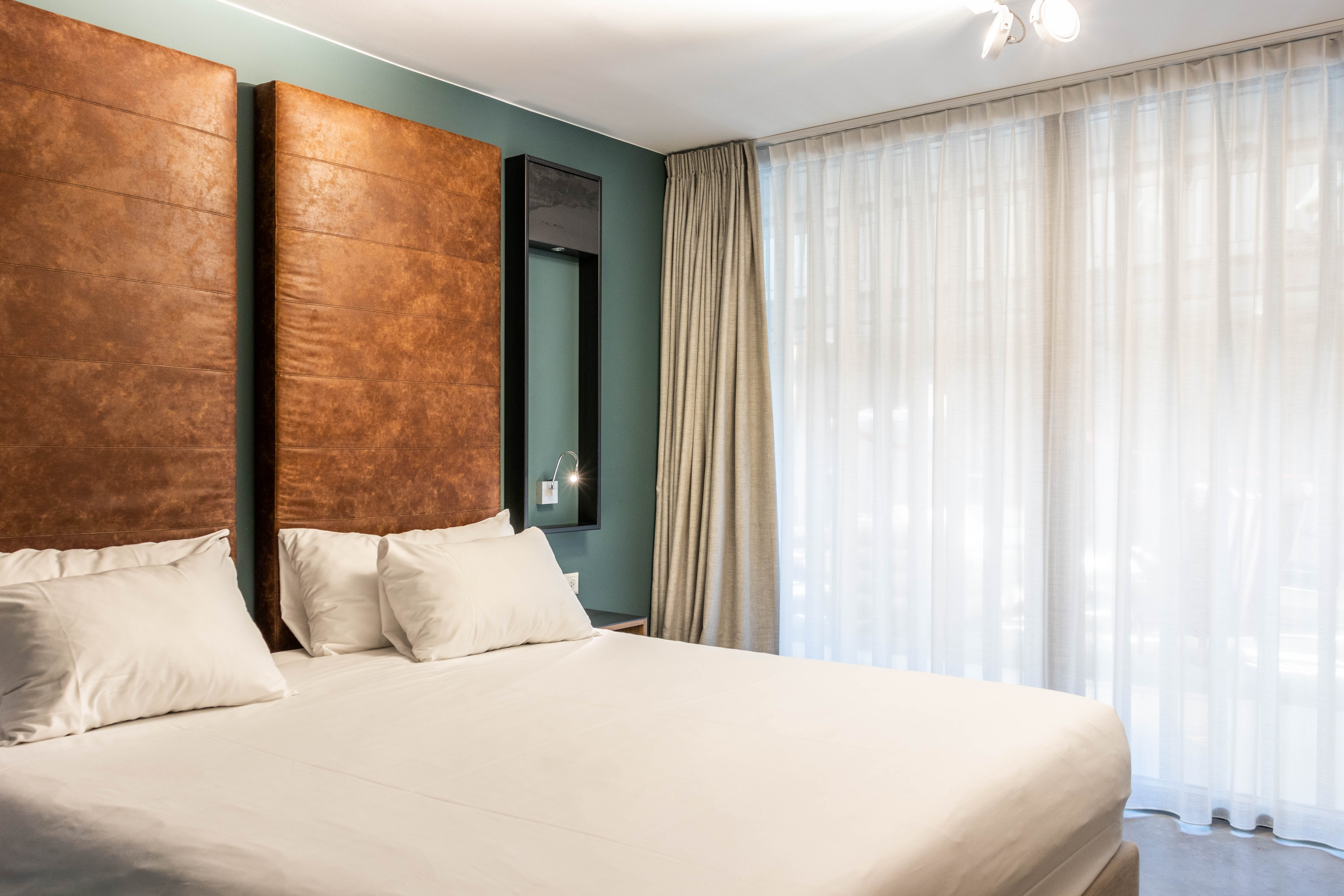 هتل Hotel De Hallen آمستردام