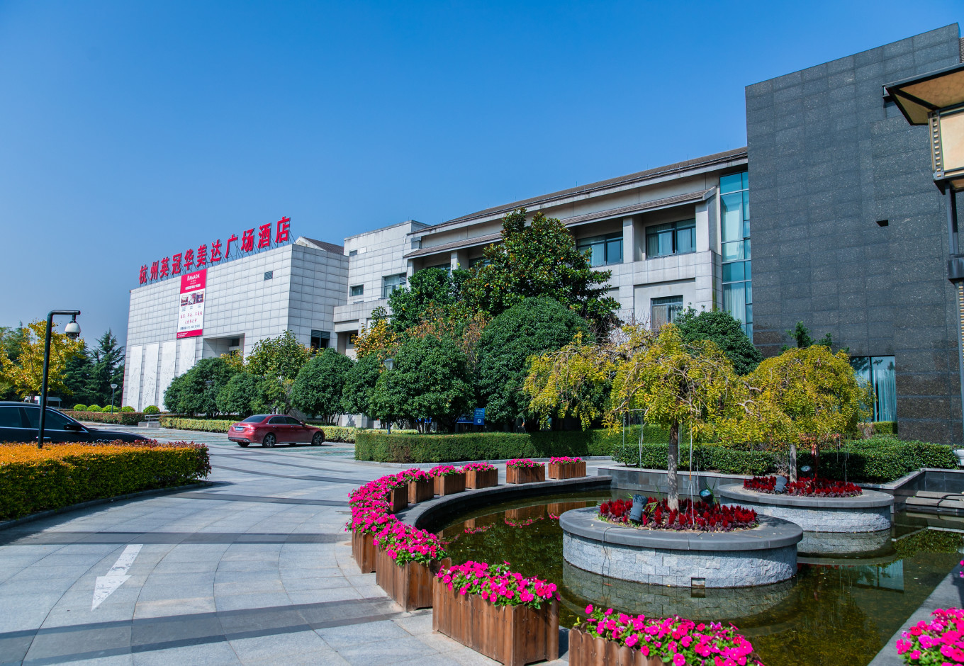 Alibaba https://cdn.alibaba.ir/ostorage/hotel/images/62B7125F/748498E6D3F578A40CB8F00EAFC55199.jpeg