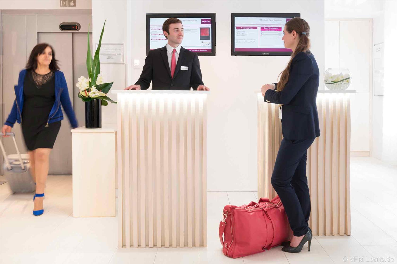 هتل Mercure Paris Levallois Perret Levallois-Perret