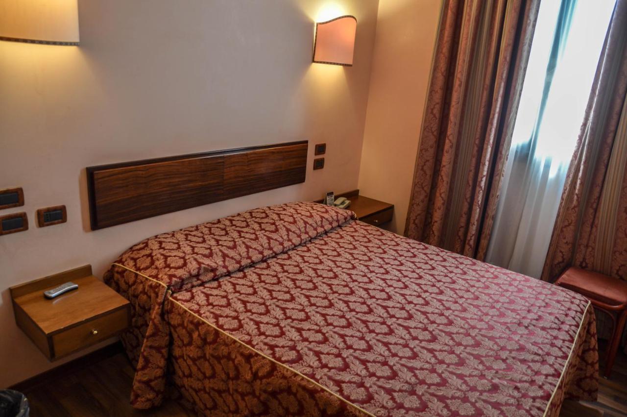 هتل Boulevard ونیز