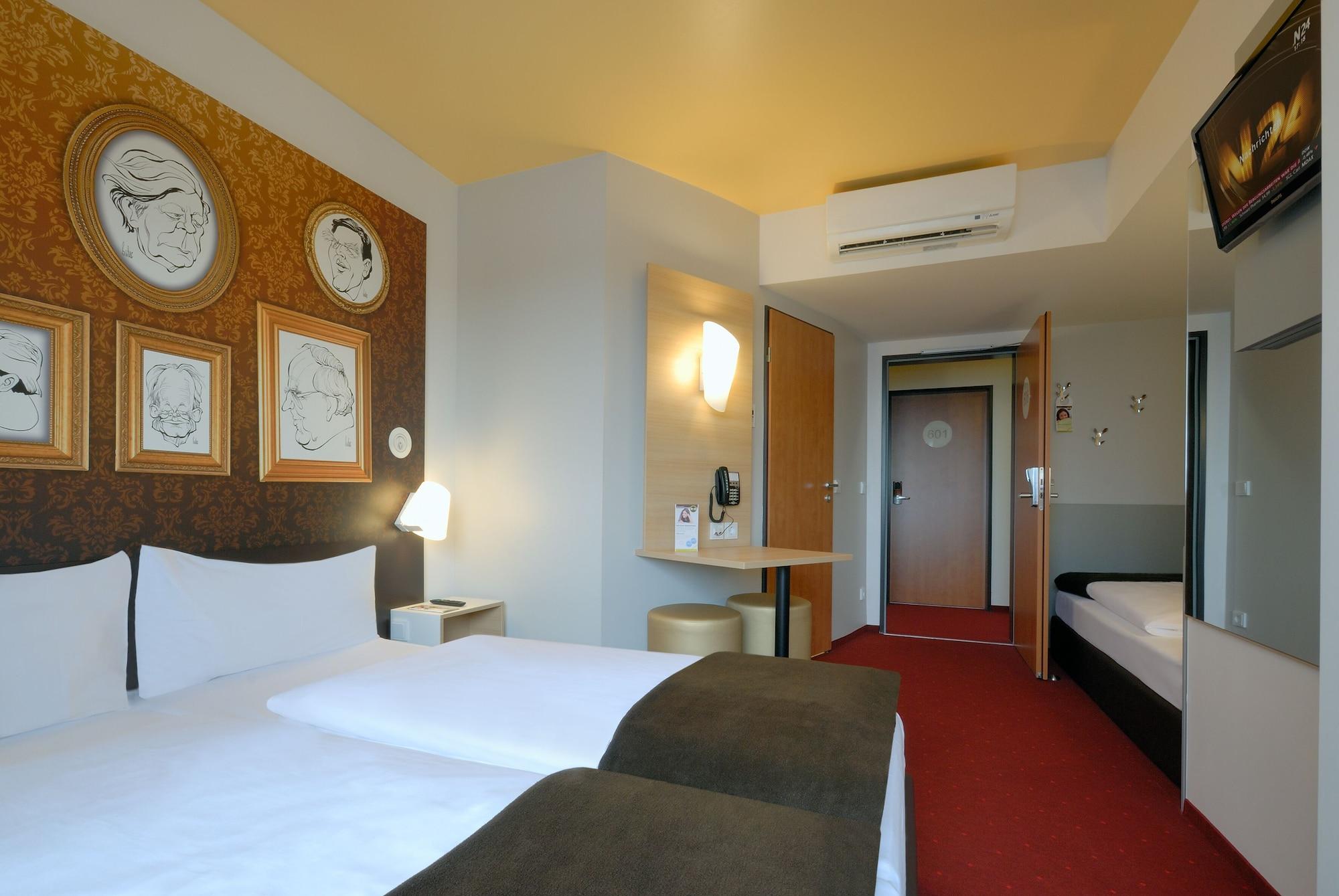 هتل B&B Hotel Bonn-West بن