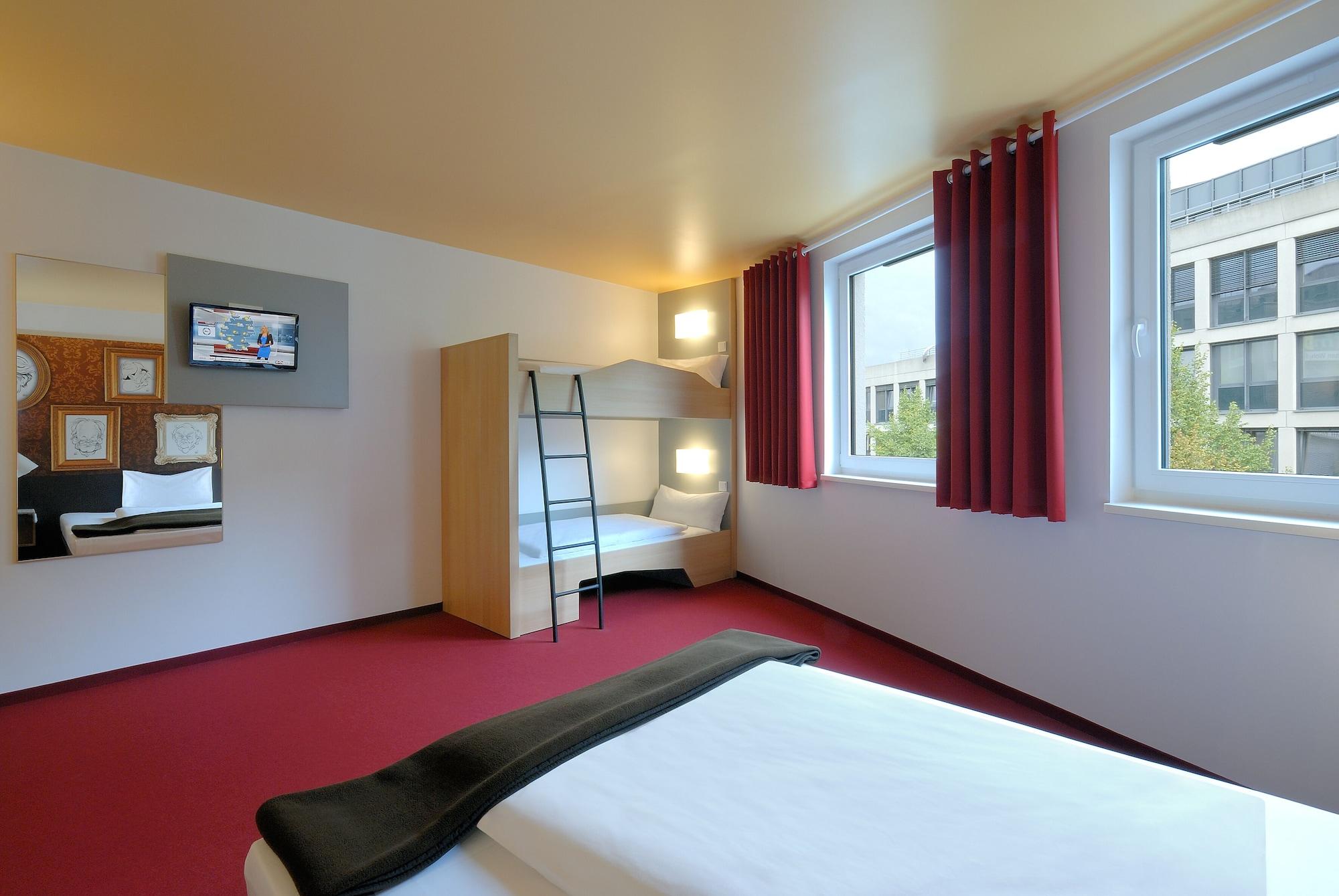 هتل B&B Hotel Bonn-West بن