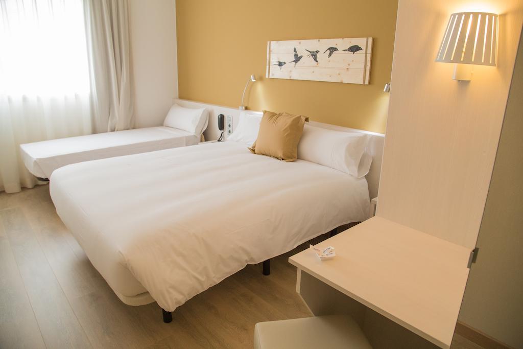 هتل B&B Hotel Barcelona Viladecans Viladecans