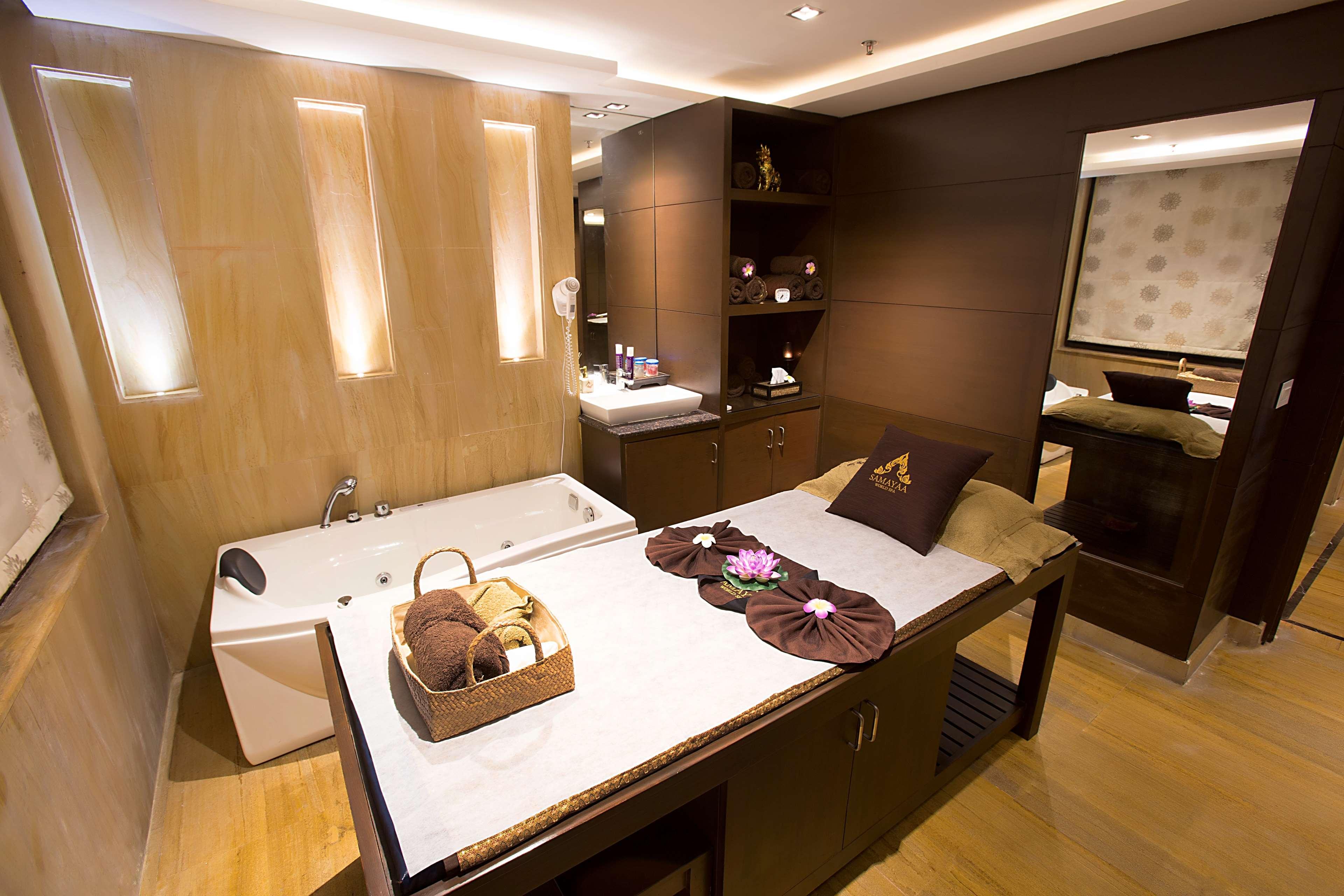 هتل Golden Tulip Chandigarh Panchkula Panchkula