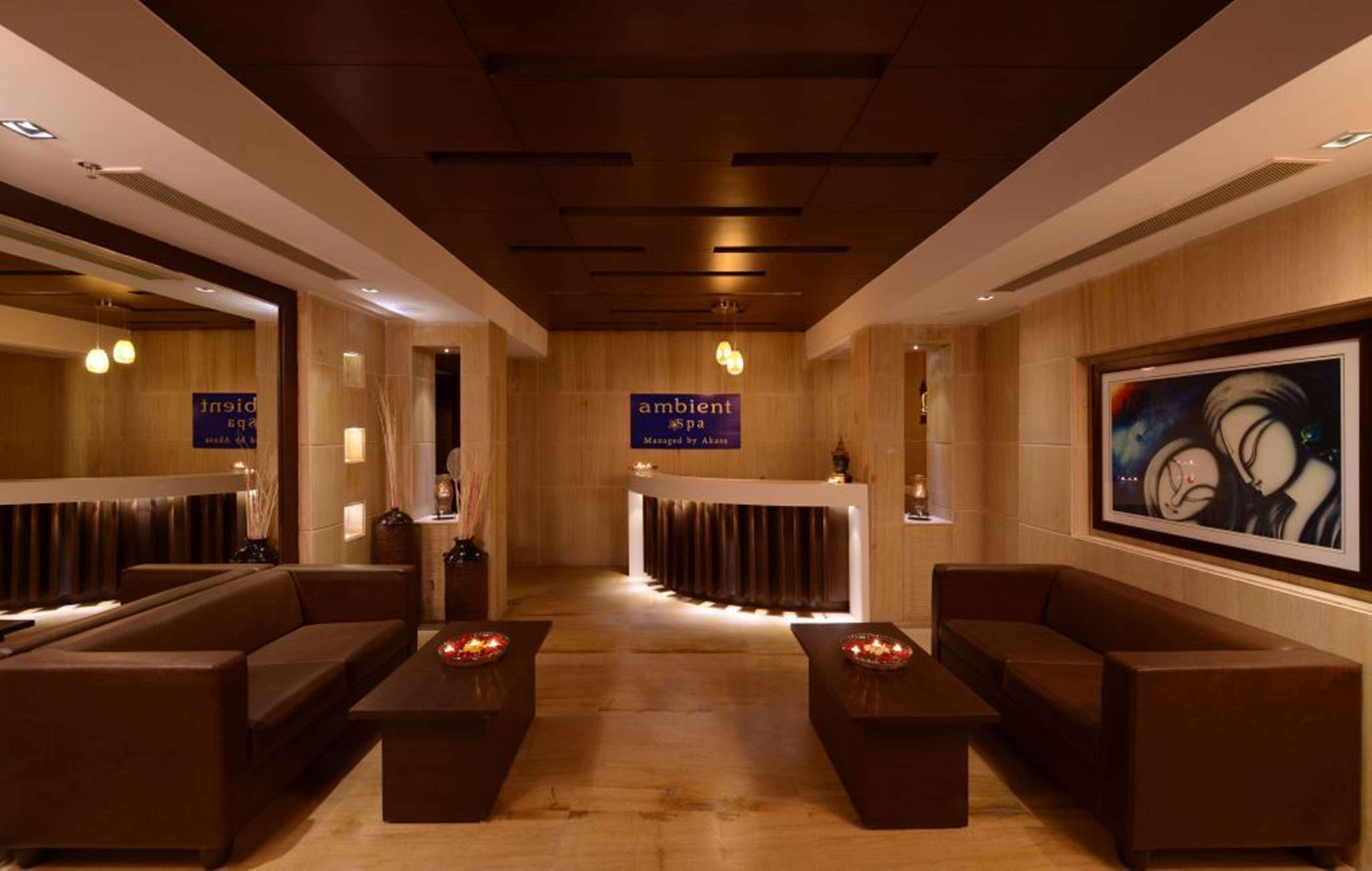 هتل Golden Tulip Chandigarh Panchkula Panchkula