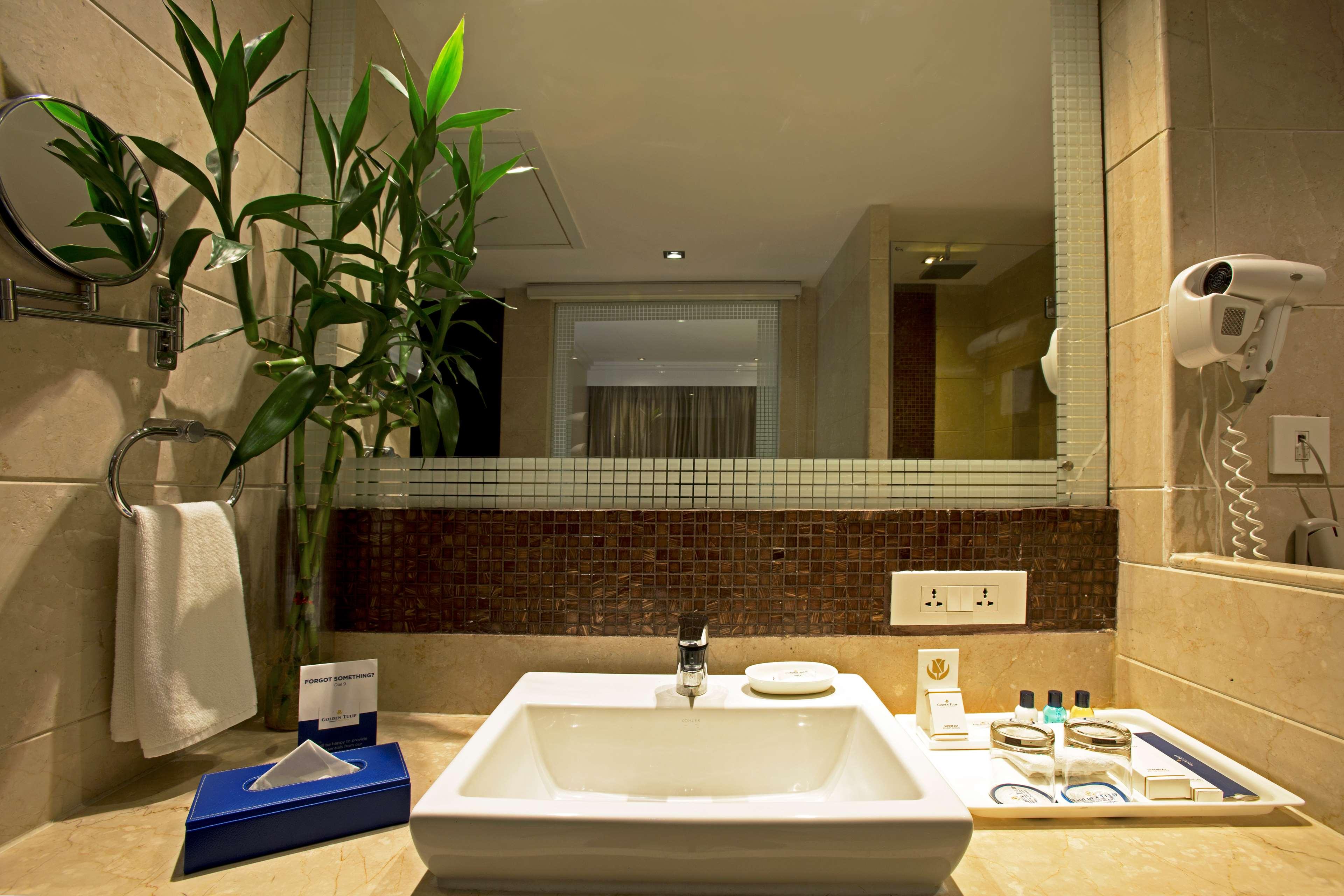 هتل Golden Tulip Chandigarh Panchkula Panchkula