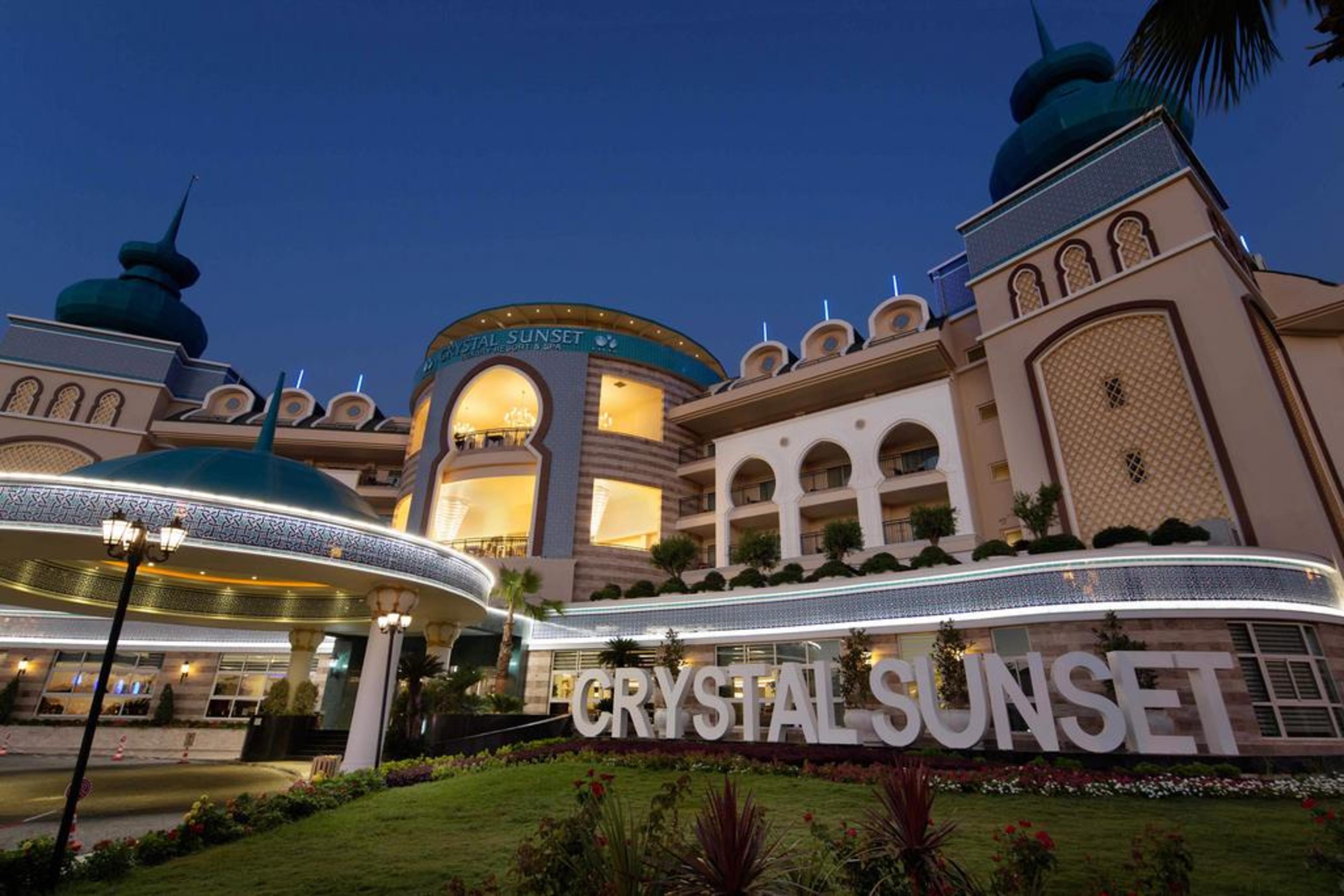 Hotel Crystal Sunset Luxury Resort & Spa