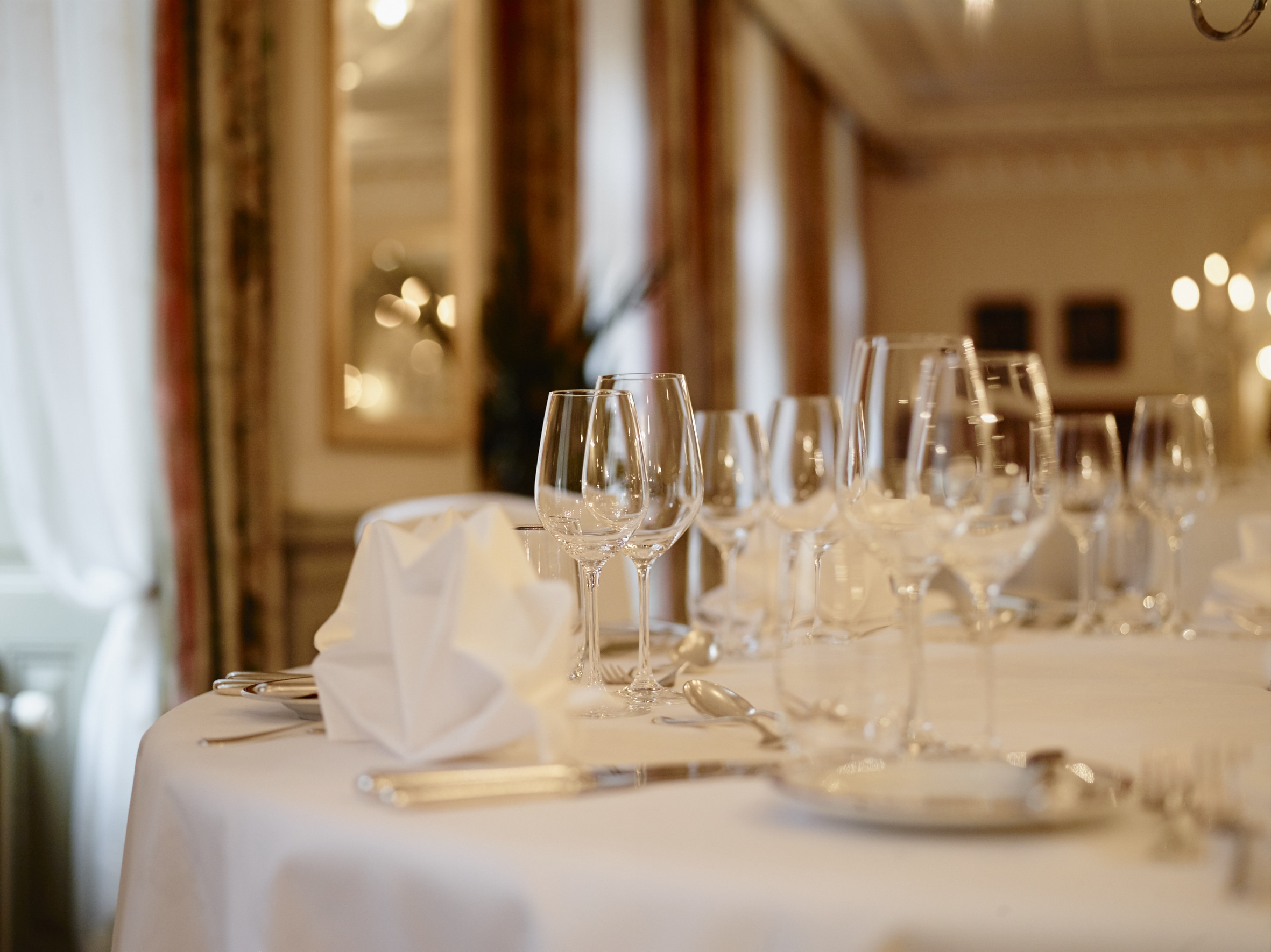 هتل Hotel Wilden Mann Lucerne