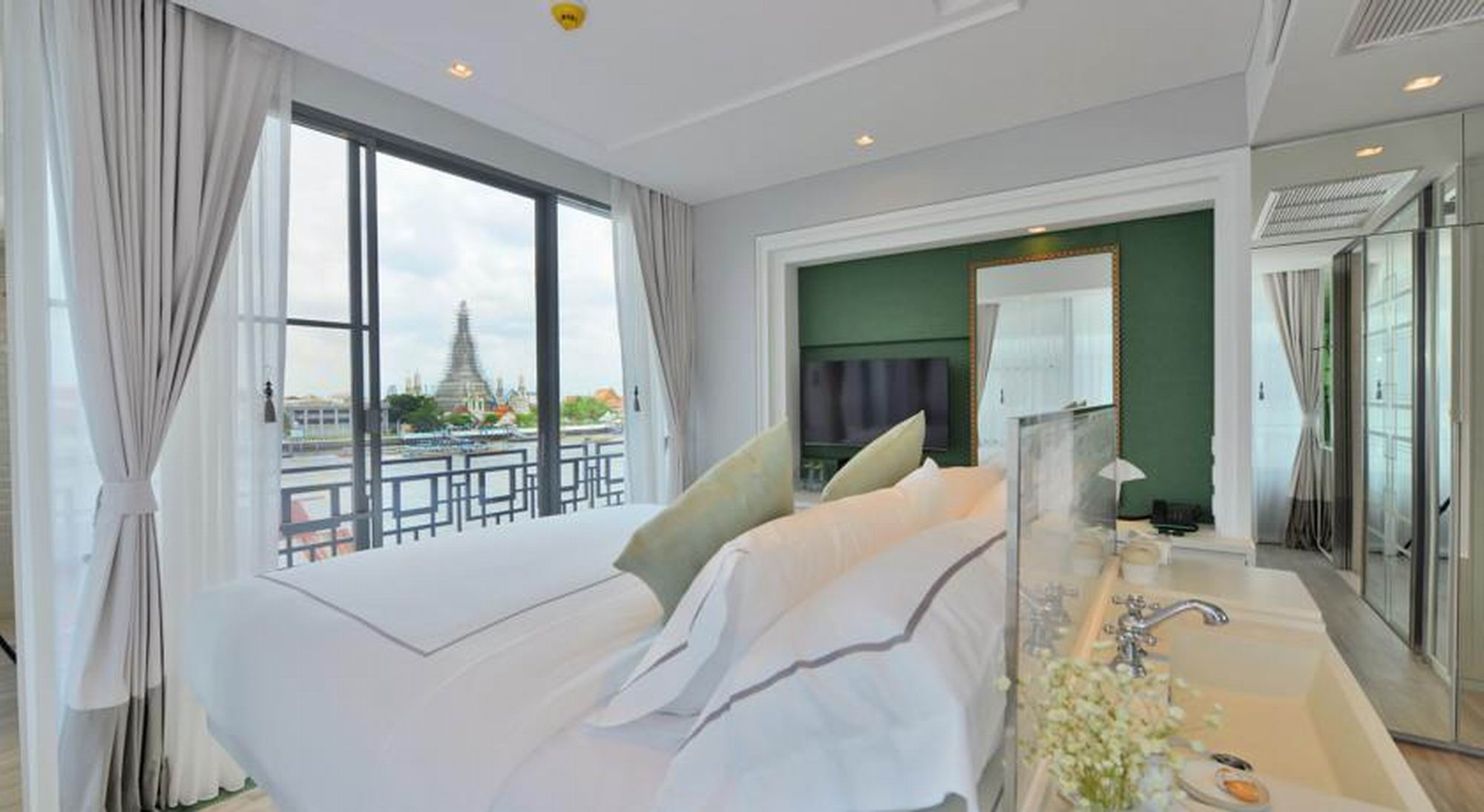 هتل Riva Arun Bangkok بانگکوک