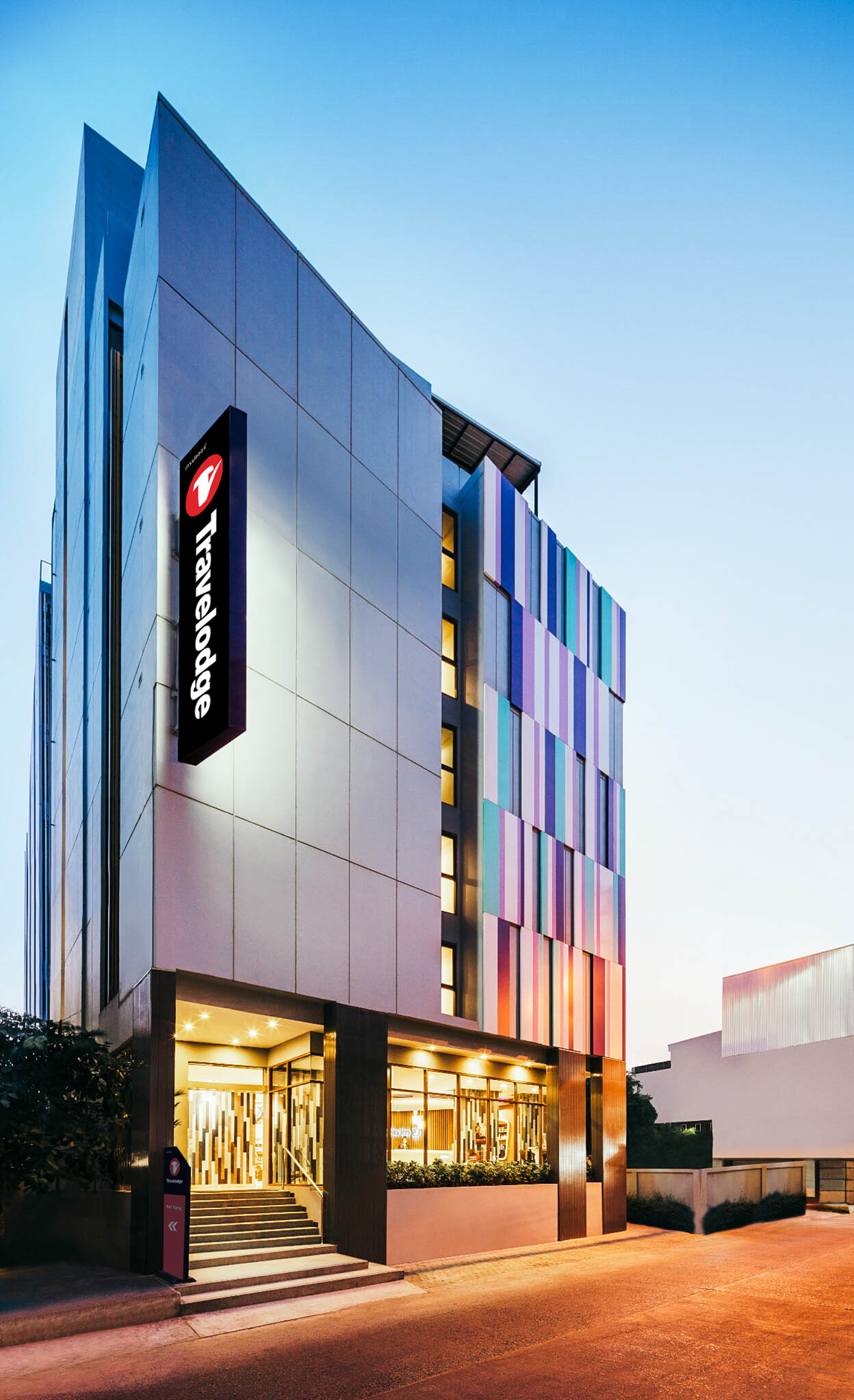 Alibaba https://cdn.alibaba.ir/ostorage/hotel/images/63F83106/30DEB14BE7D53ABFB1E2C317CBD601EF.jpg