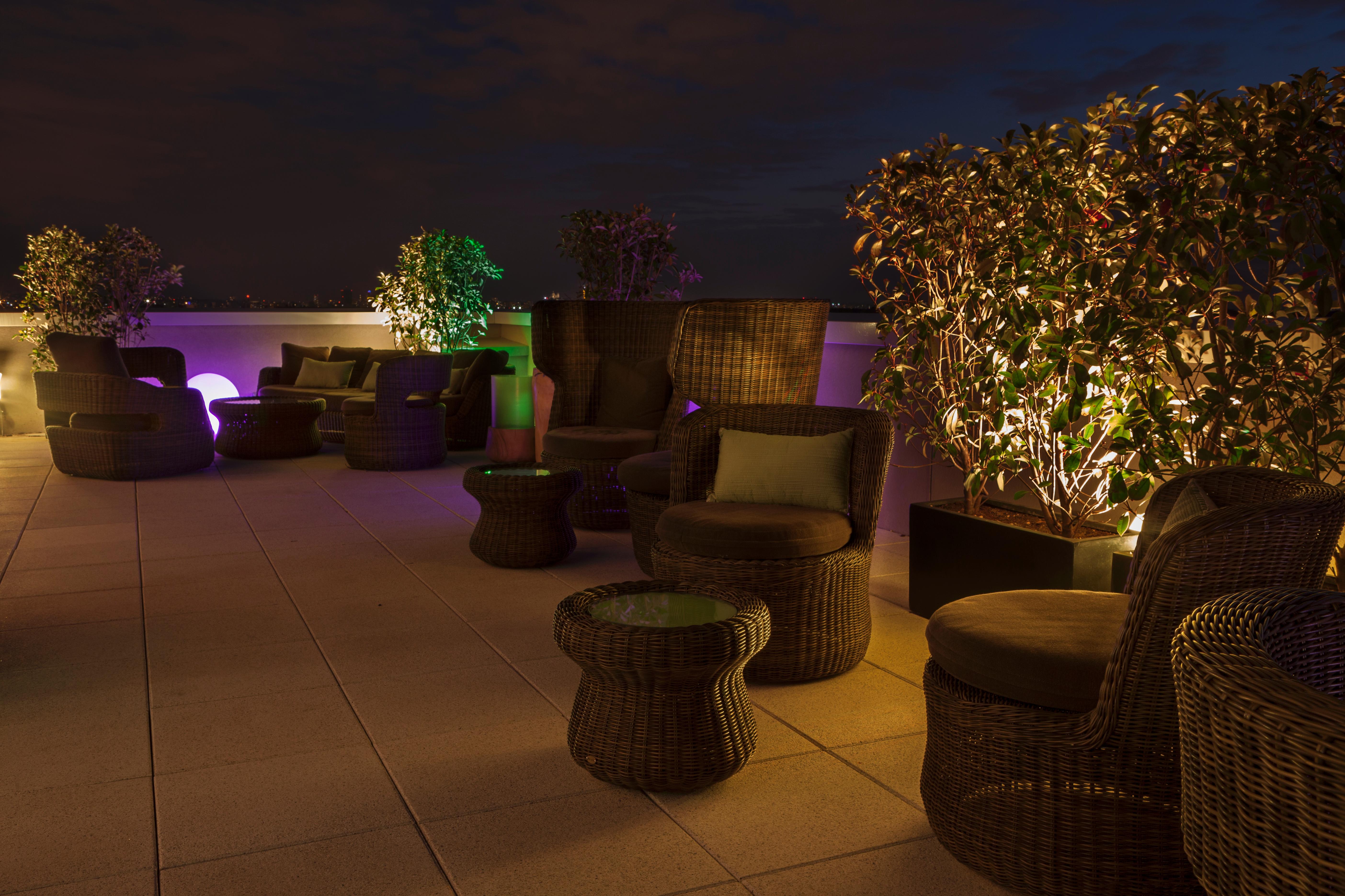 هتل AC Hotel Paris Le Bourget Airport Le Bourget