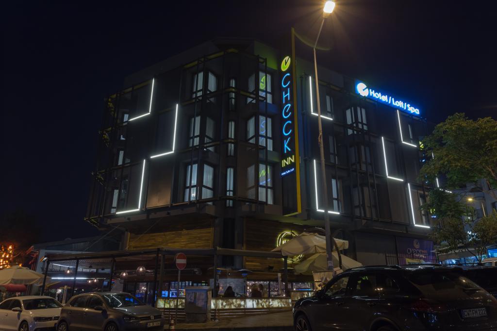 Alibaba https://cdn.alibaba.ir/ostorage/hotel/images/649B7FE2/862D4CDC552BD8BE96326EED9A541C33.jpg
