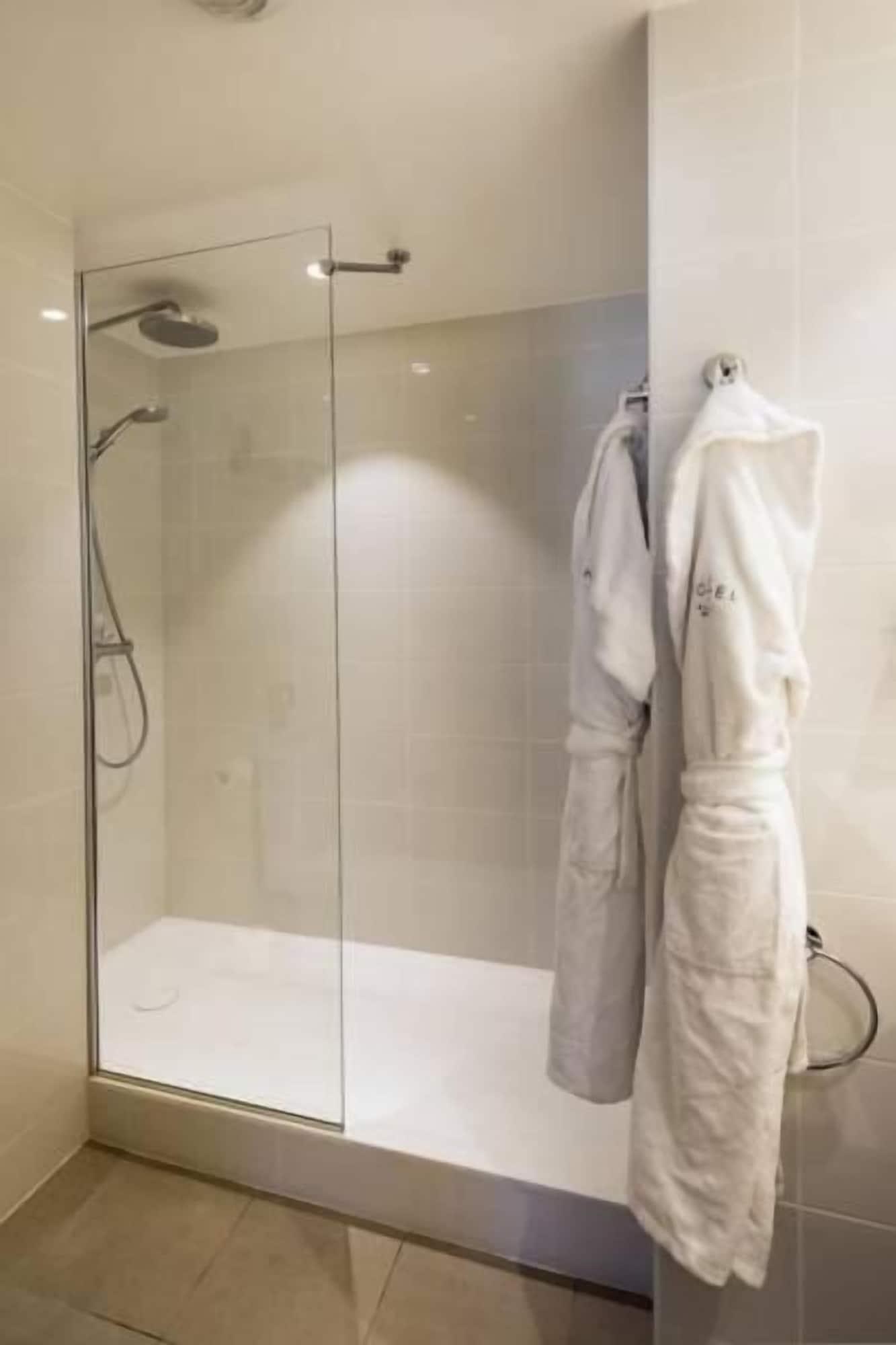 هتل Hôtel 66 نیس