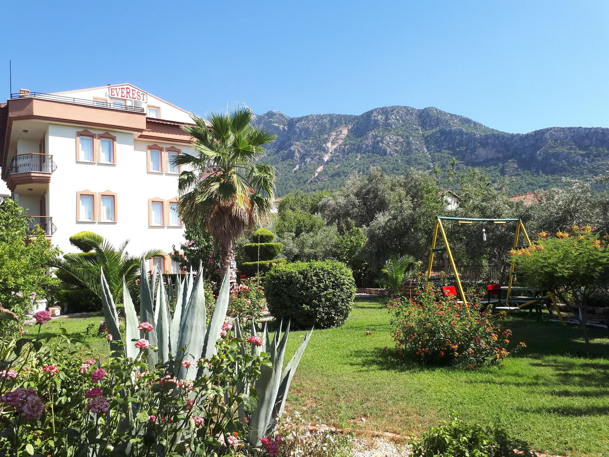 هتل Hotel & Apartments Everest Oludeniz