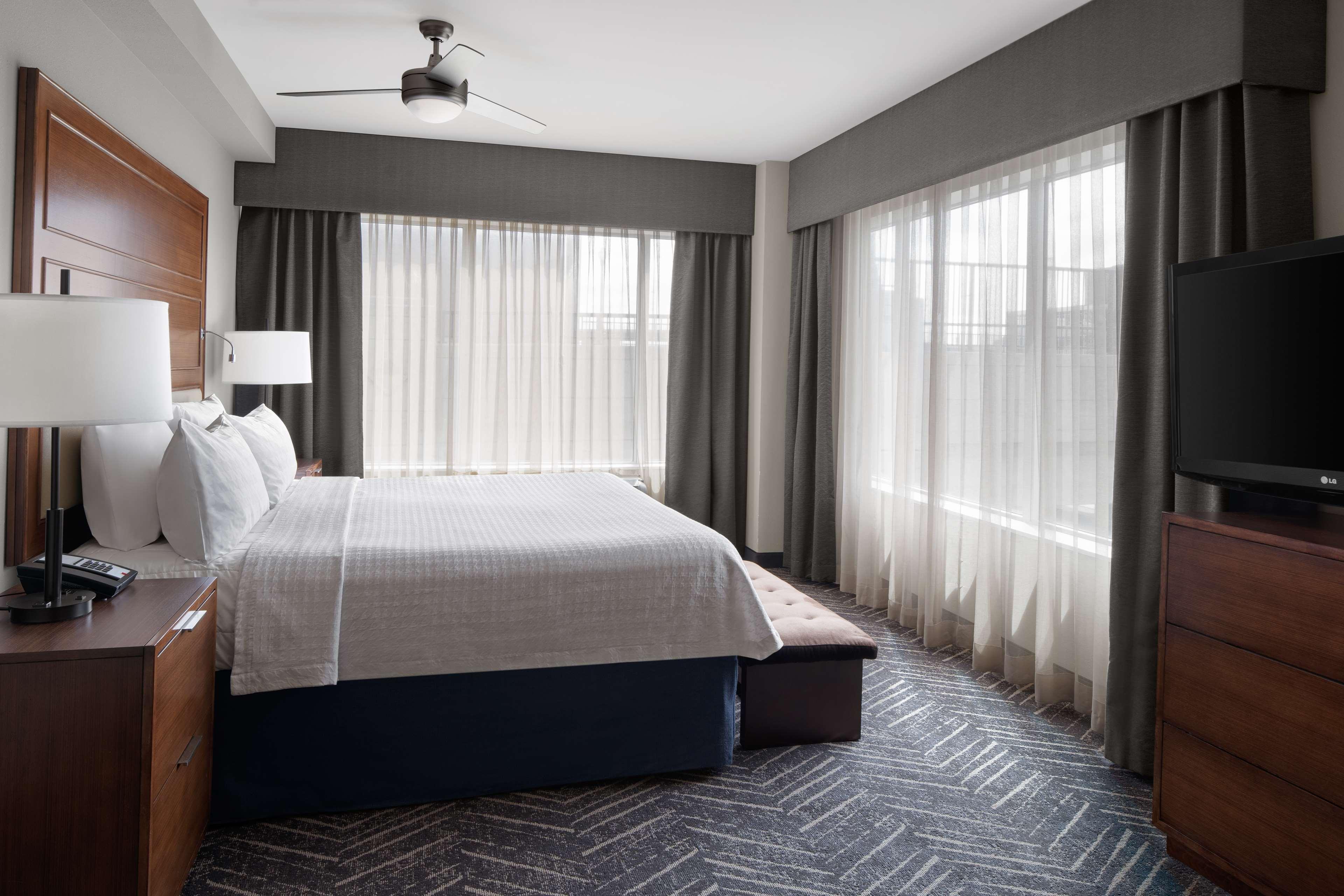 هتل Homewood Suites by Hilton Springfield Springfield