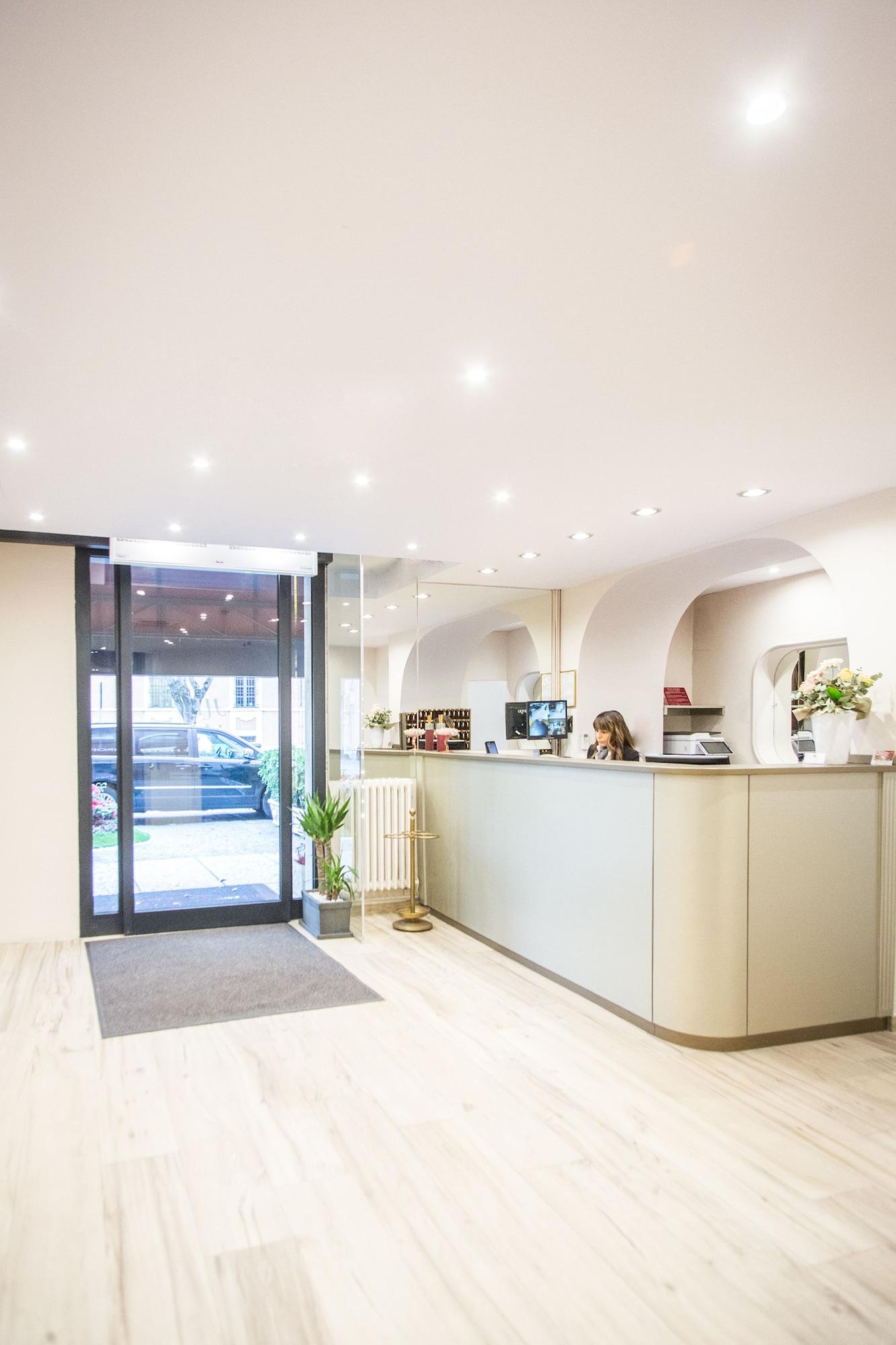 هتل Hotel Europa مودنا