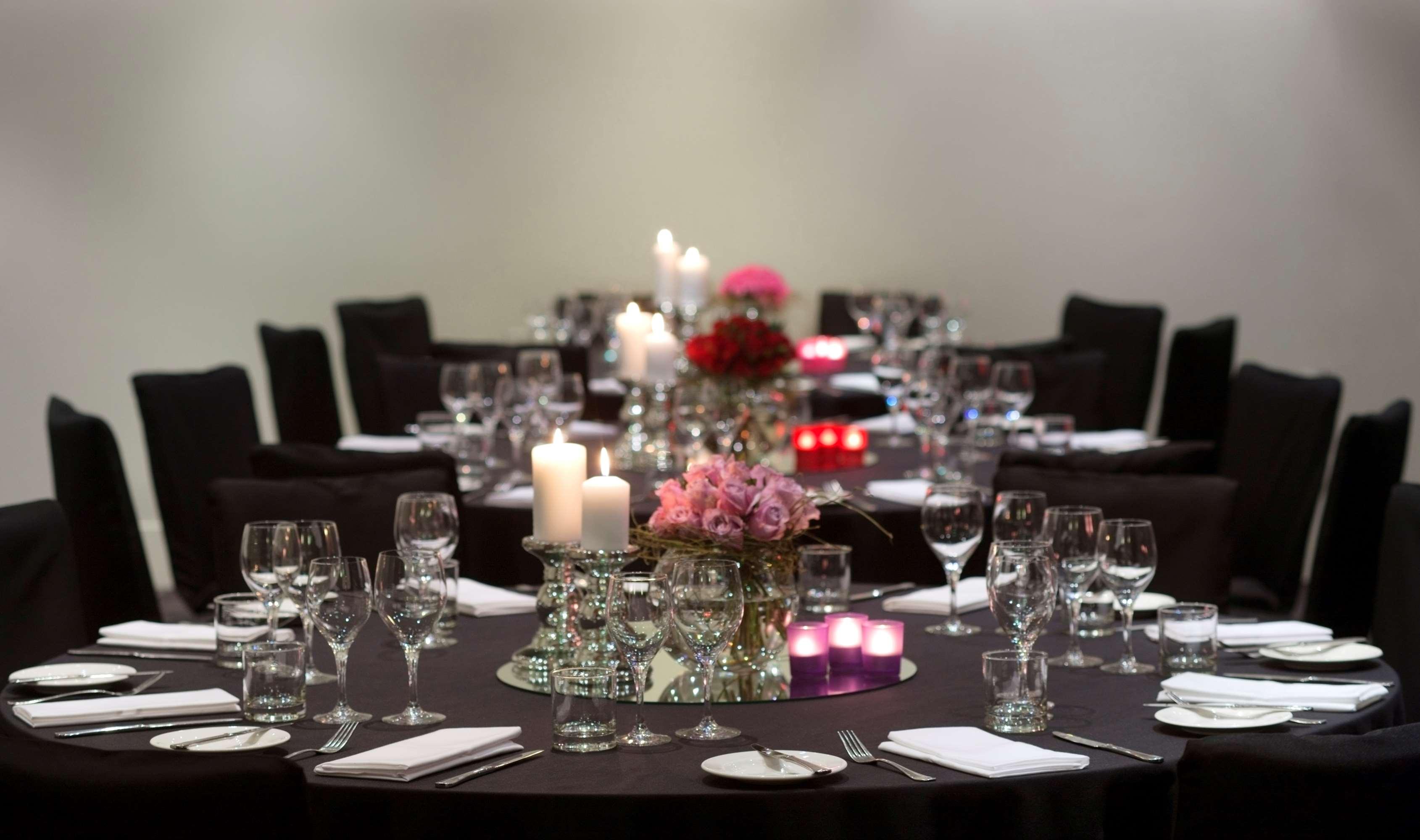 هتل Radisson On Flagstaff Gardens Melbourne