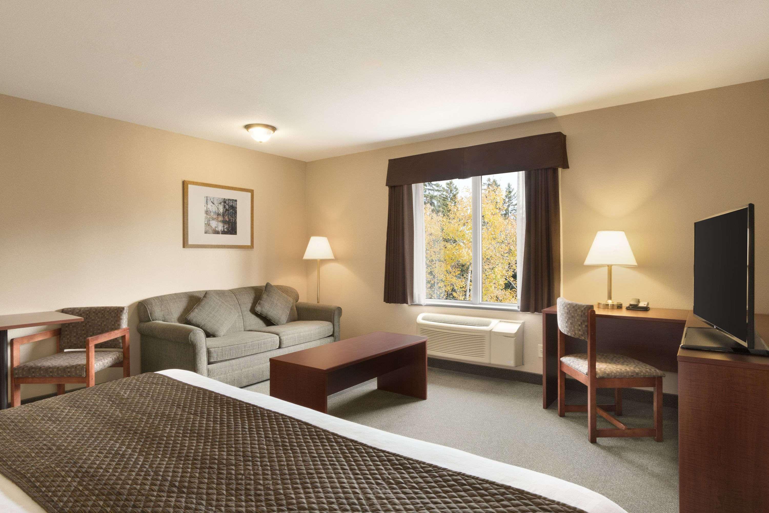 عکس های Hotel Days Inn by Wyndham Thunder Bay North