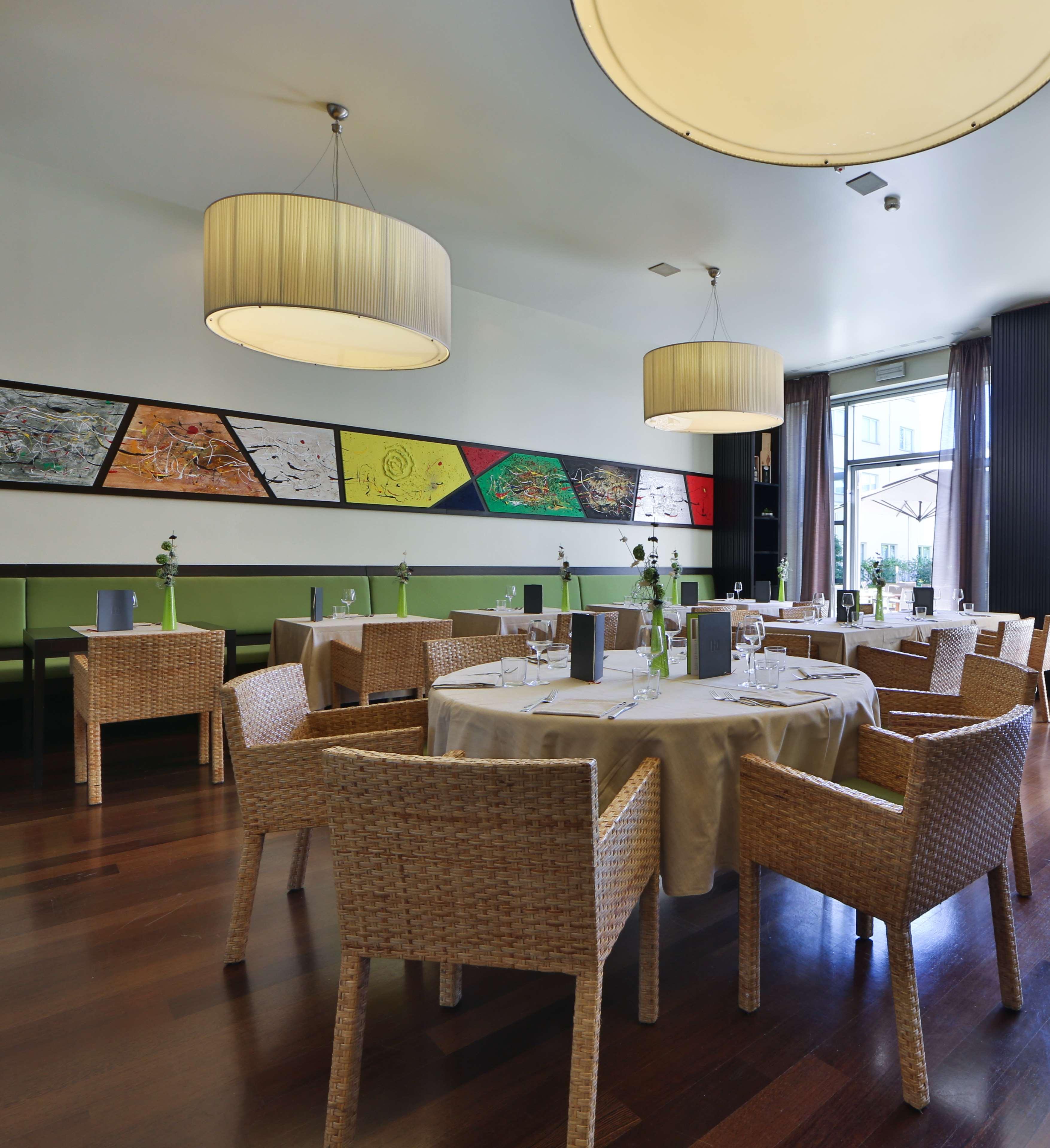 هتل Best Western Plus Hotel Le Favaglie Cornaredo