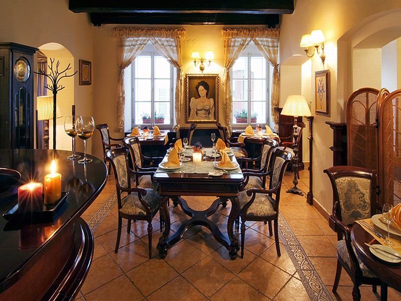 هتل Boutique Hotel Constans پراگ