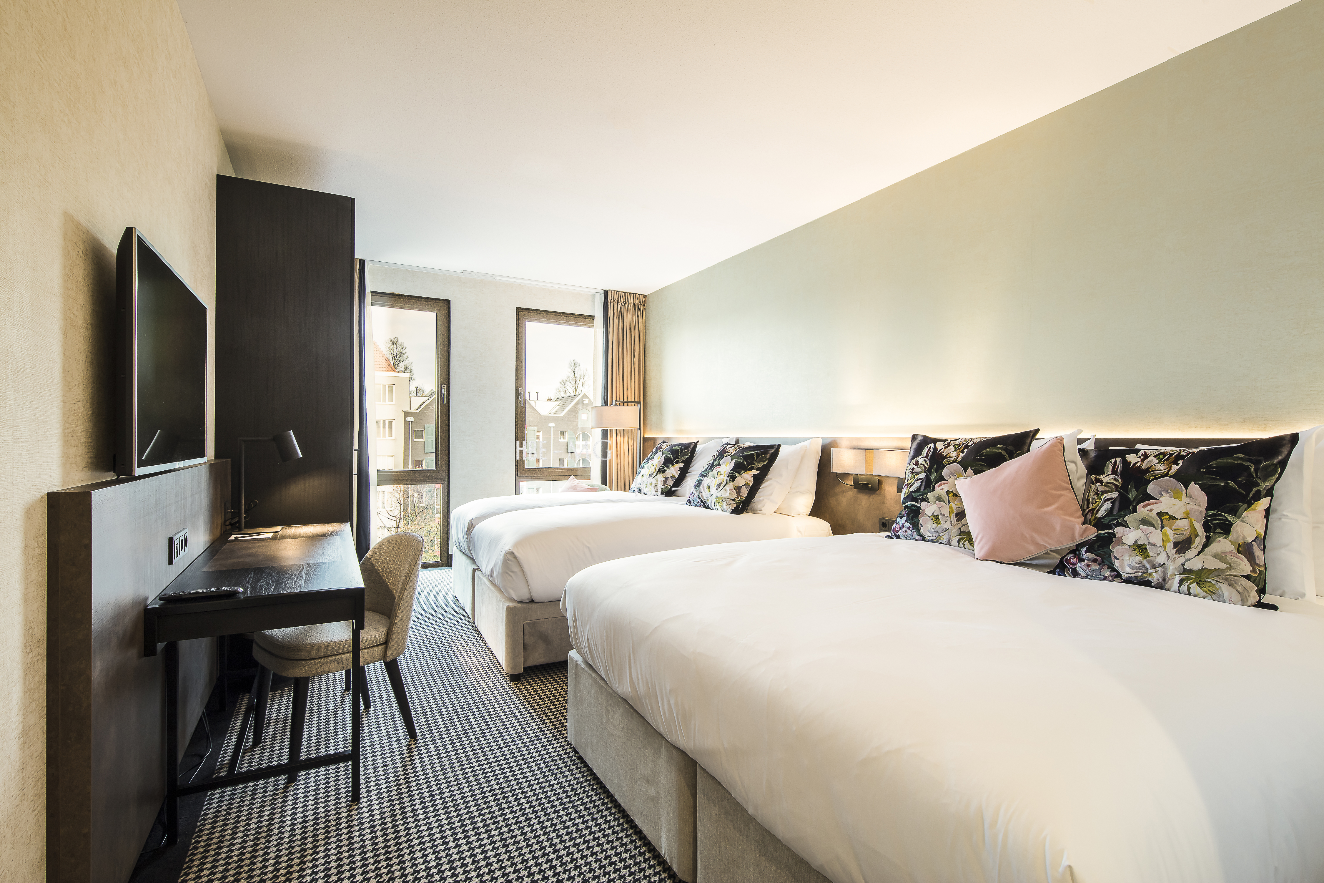 هتل مونت گاردن آمستردام آمستردام