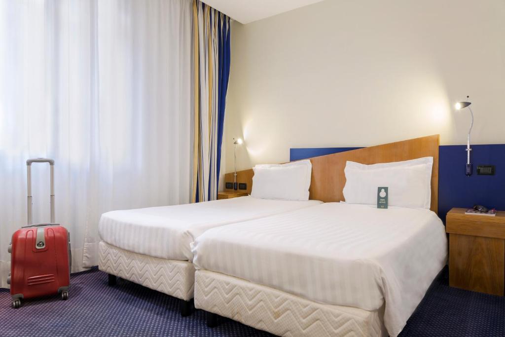 هتل B&B Hotel Roma Tuscolana - San Giovanni رم