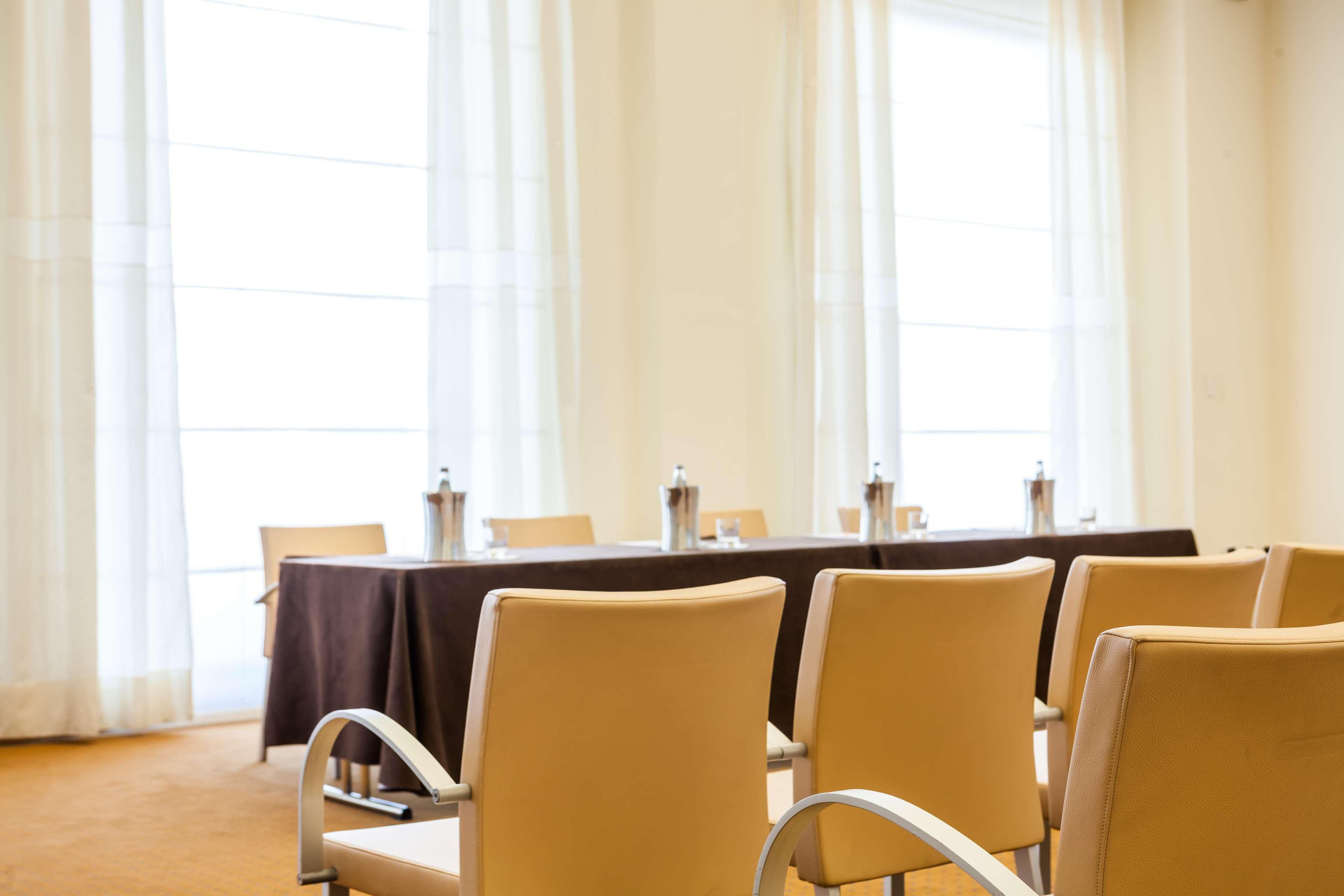 Alibaba https://cdn.alibaba.ir/ostorage/hotel/images/678C6199/6A705E2B079DDE188EA4A073221B88E6.jpg